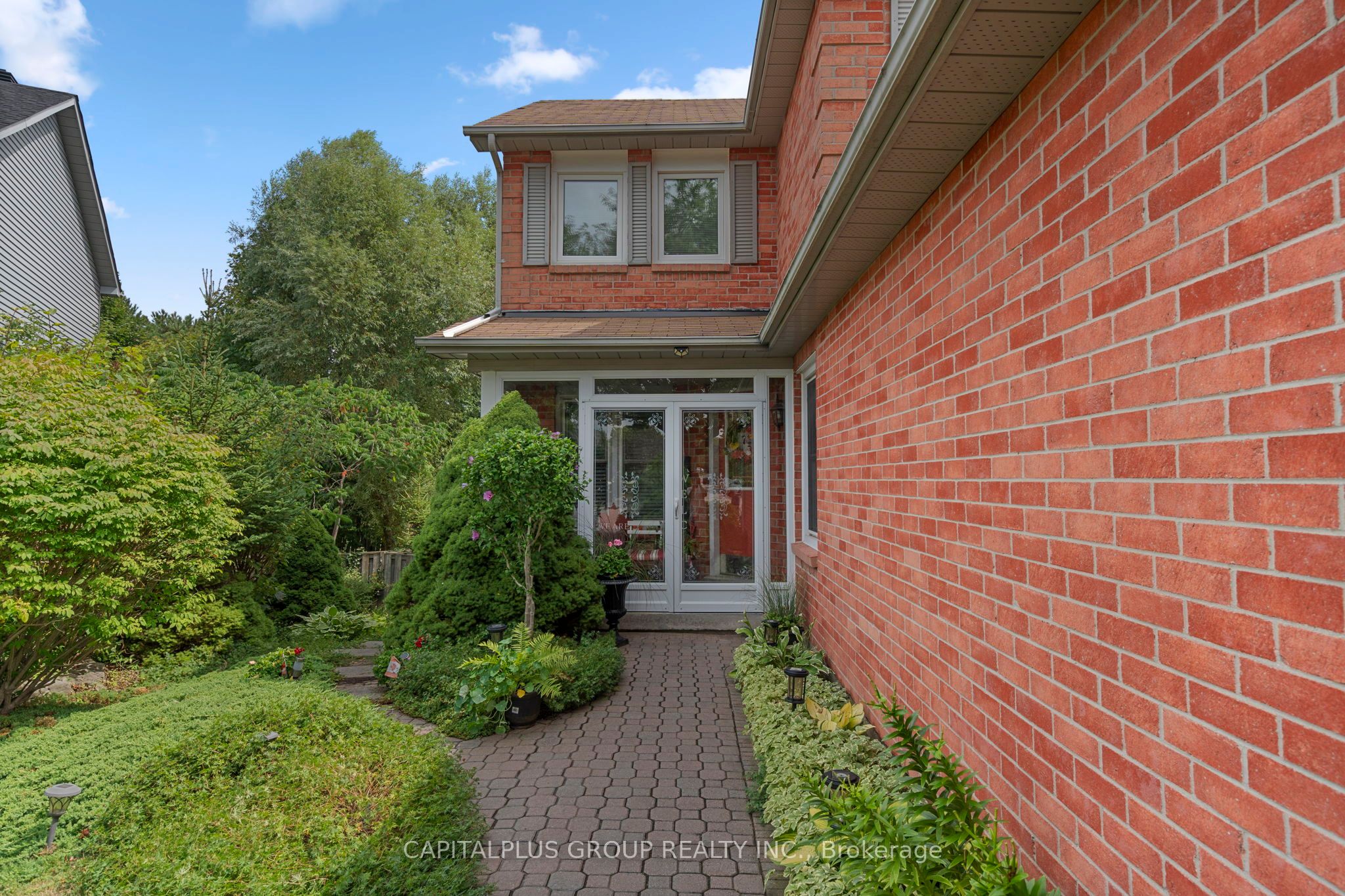2110 Blue Ridge Crescent