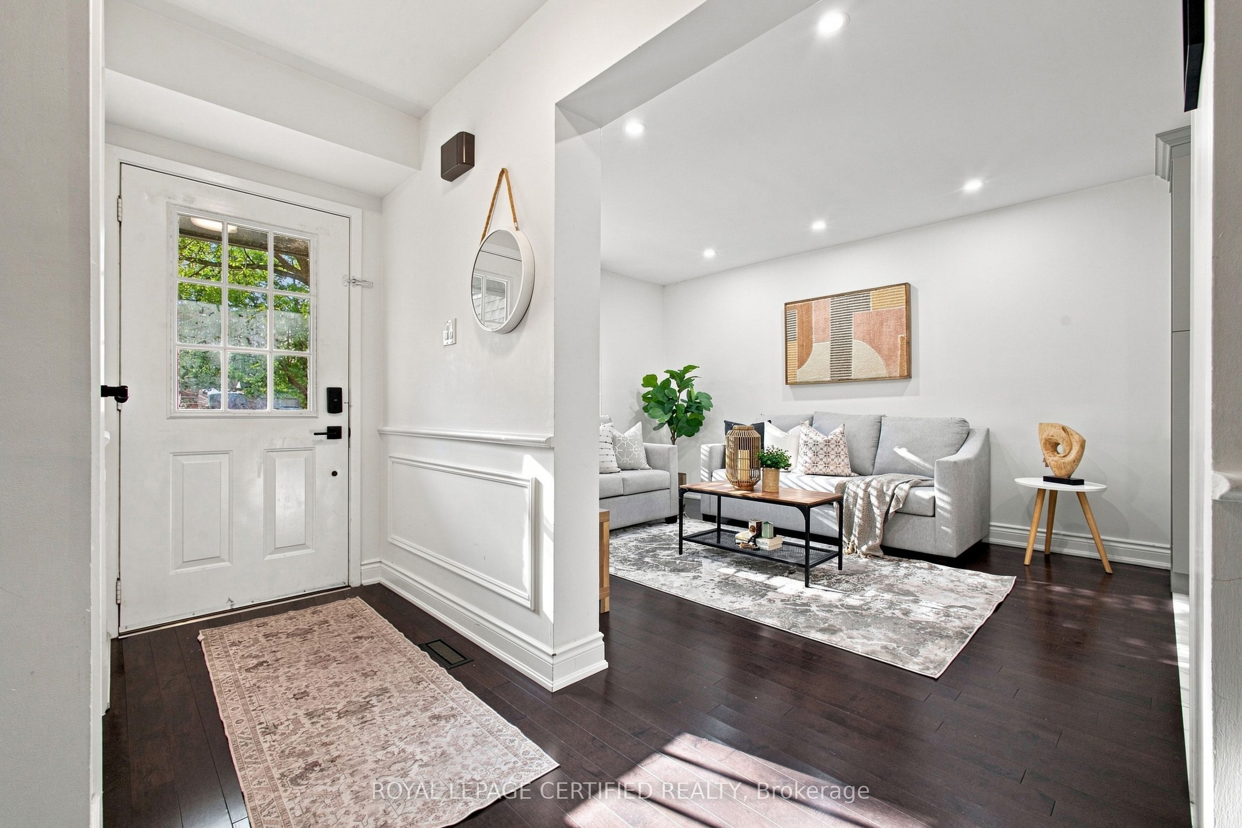 3029 Oslo Crescent