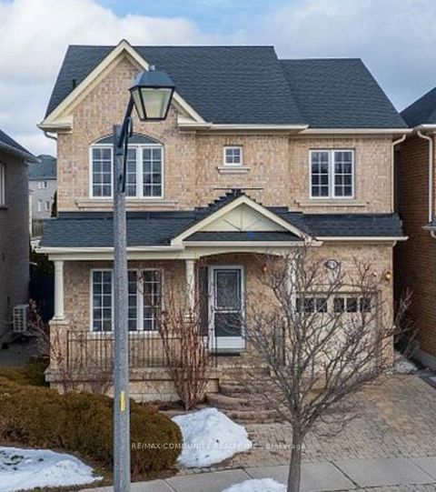 19 Abraham Court Ajax ON L1Z 0A9