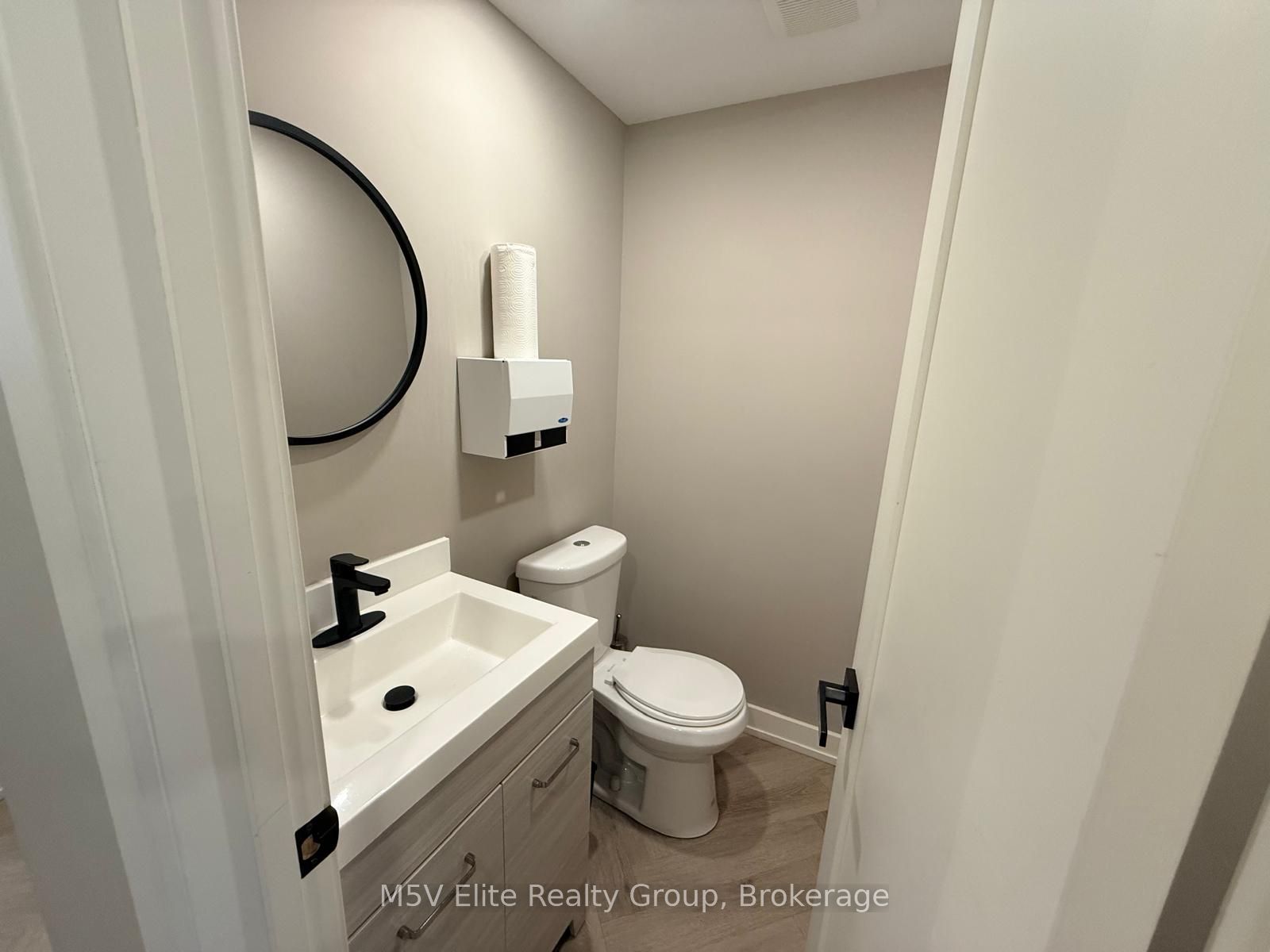 250 Regina Road 15 & 16