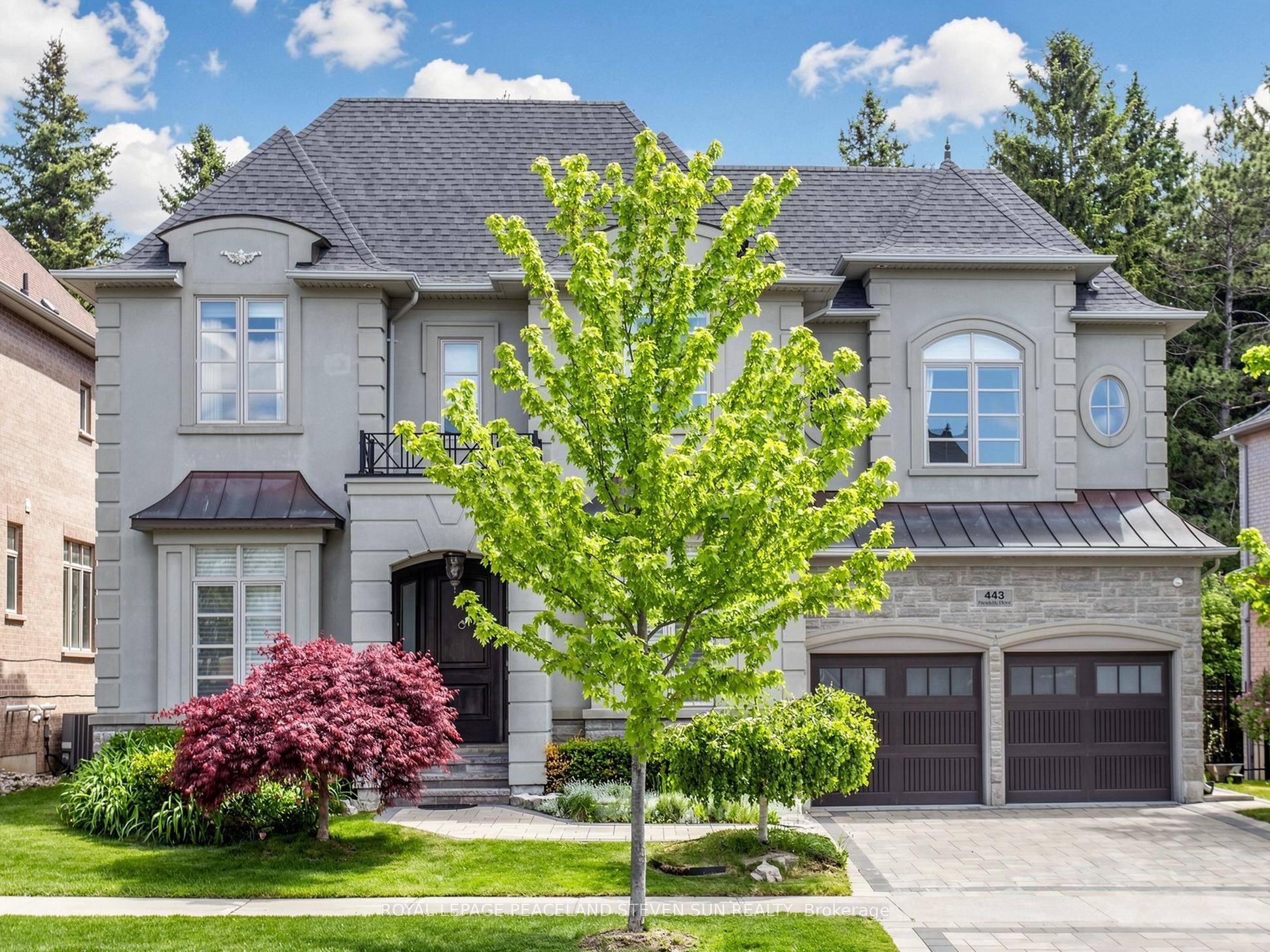 443 Paradelle Drive