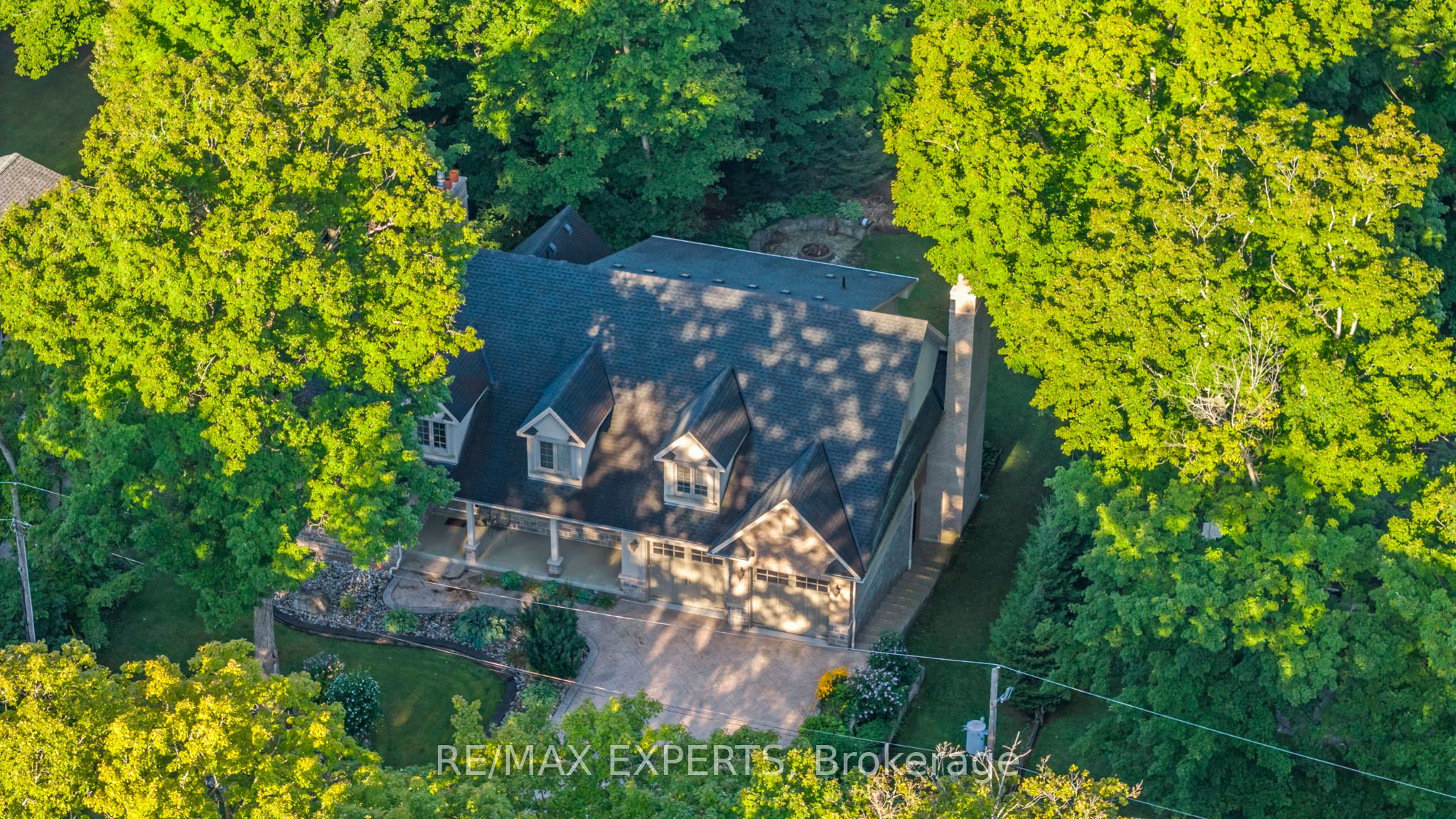 431 Manley Crescent