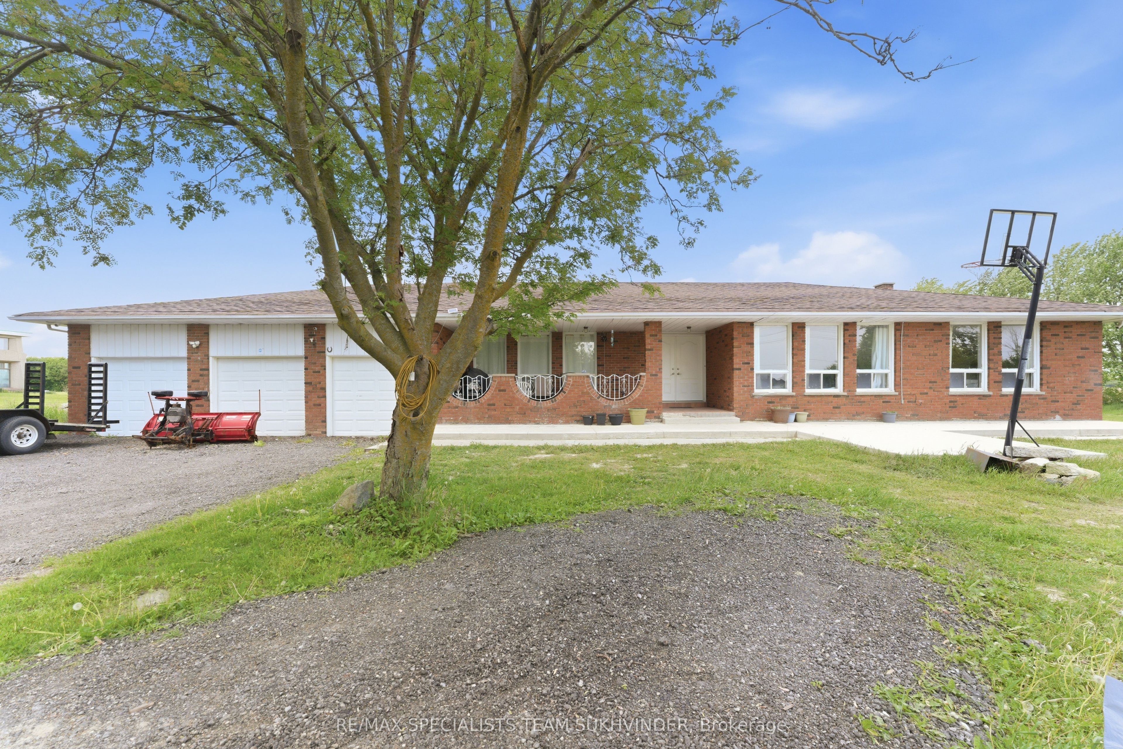 7236 Mayfield Road