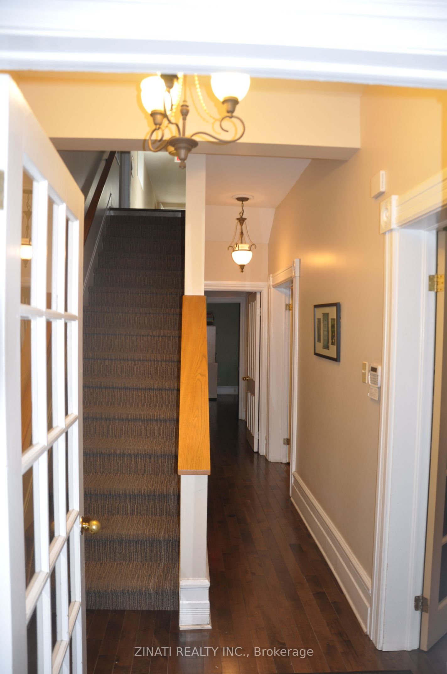 470 Somerset Street W
