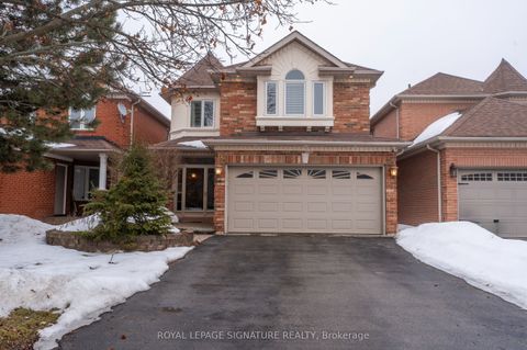 406 Hewitt Circle Newmarket ON L3X 2L8