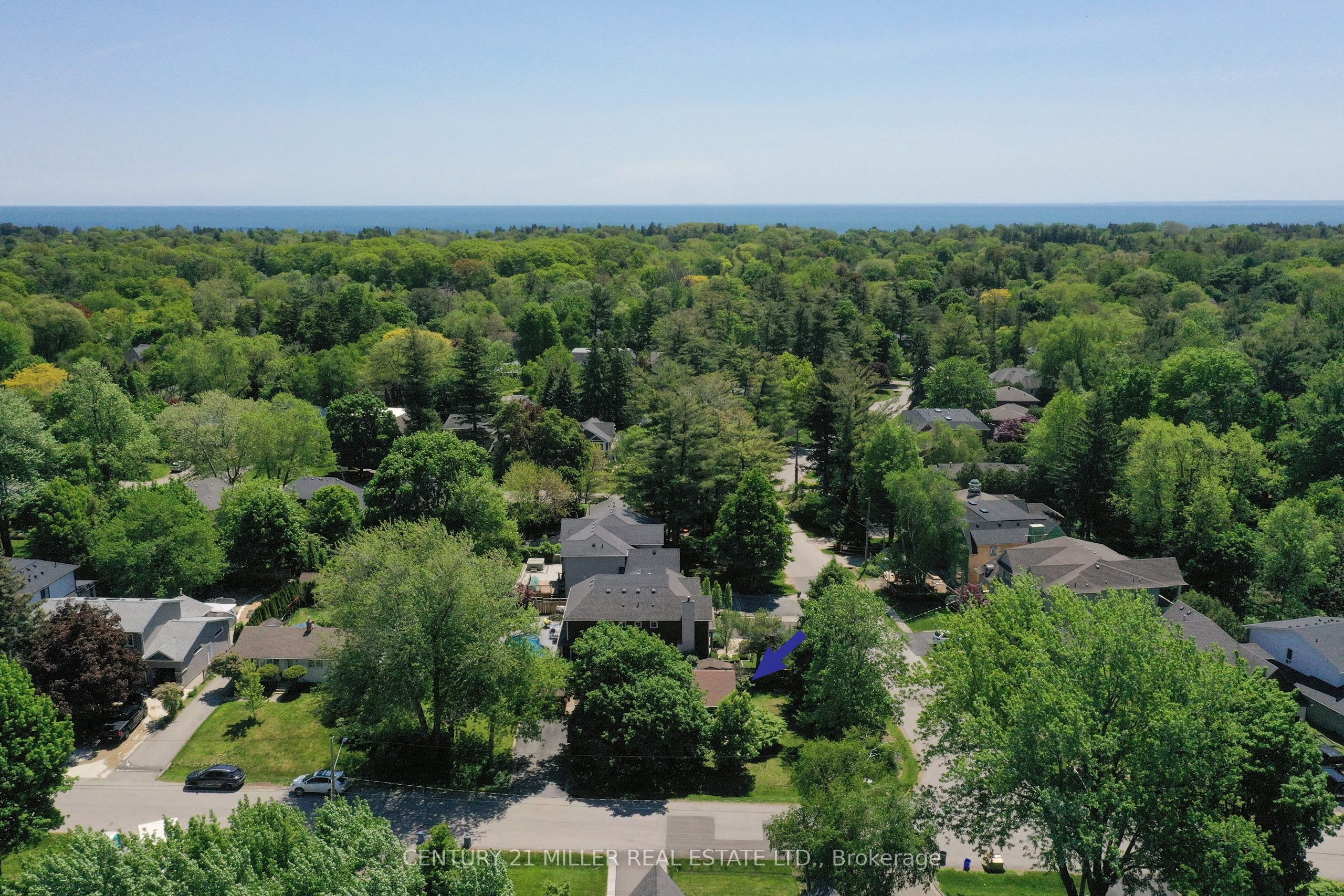 1304 Avon Crescent