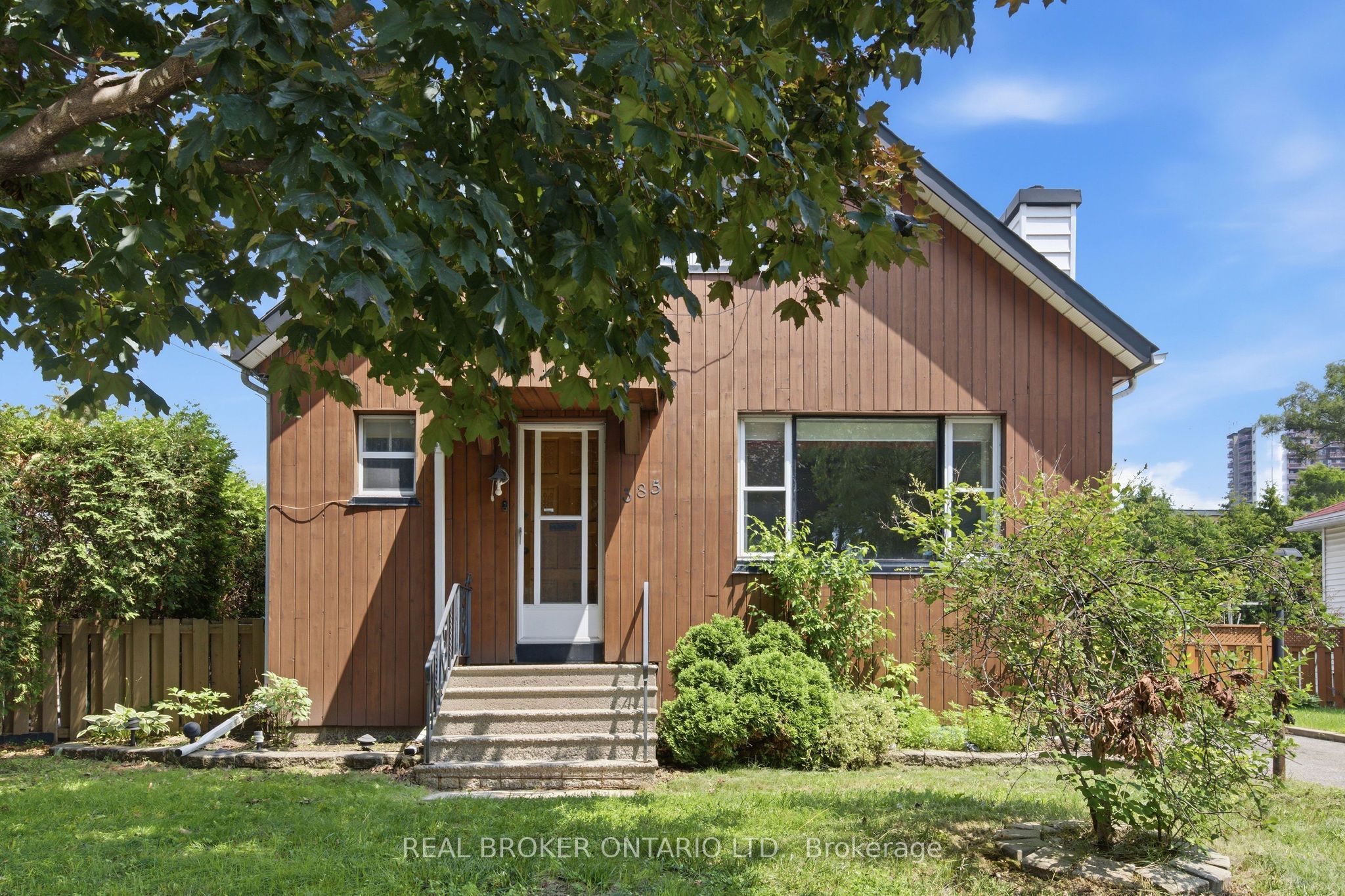 385 Enfield Avenue