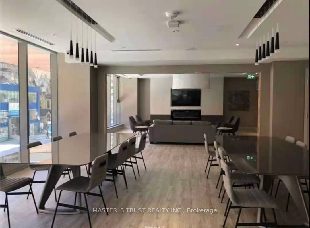 50 Welleysley Street E 2805