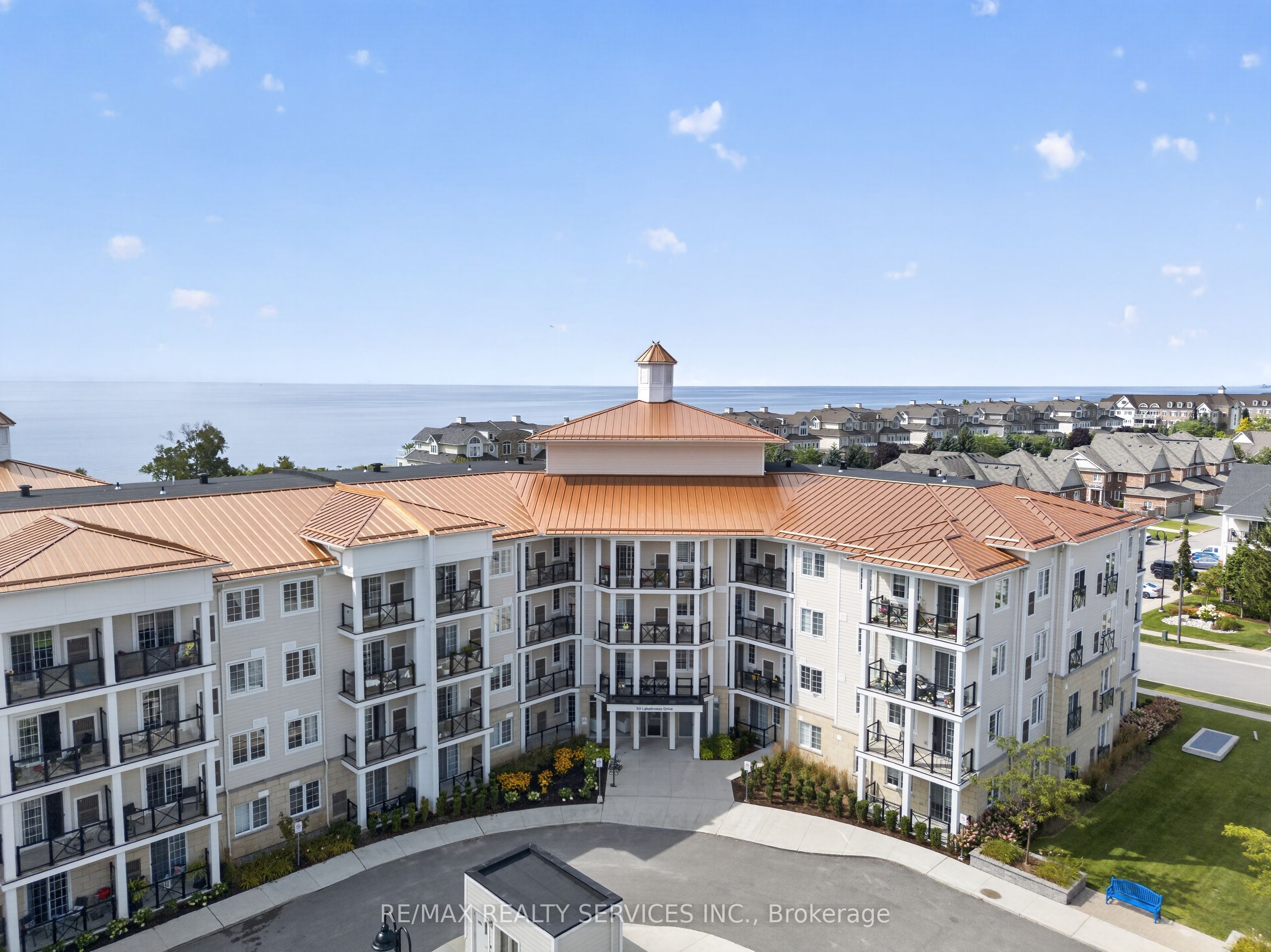 50 Lakebreeze Drive 129