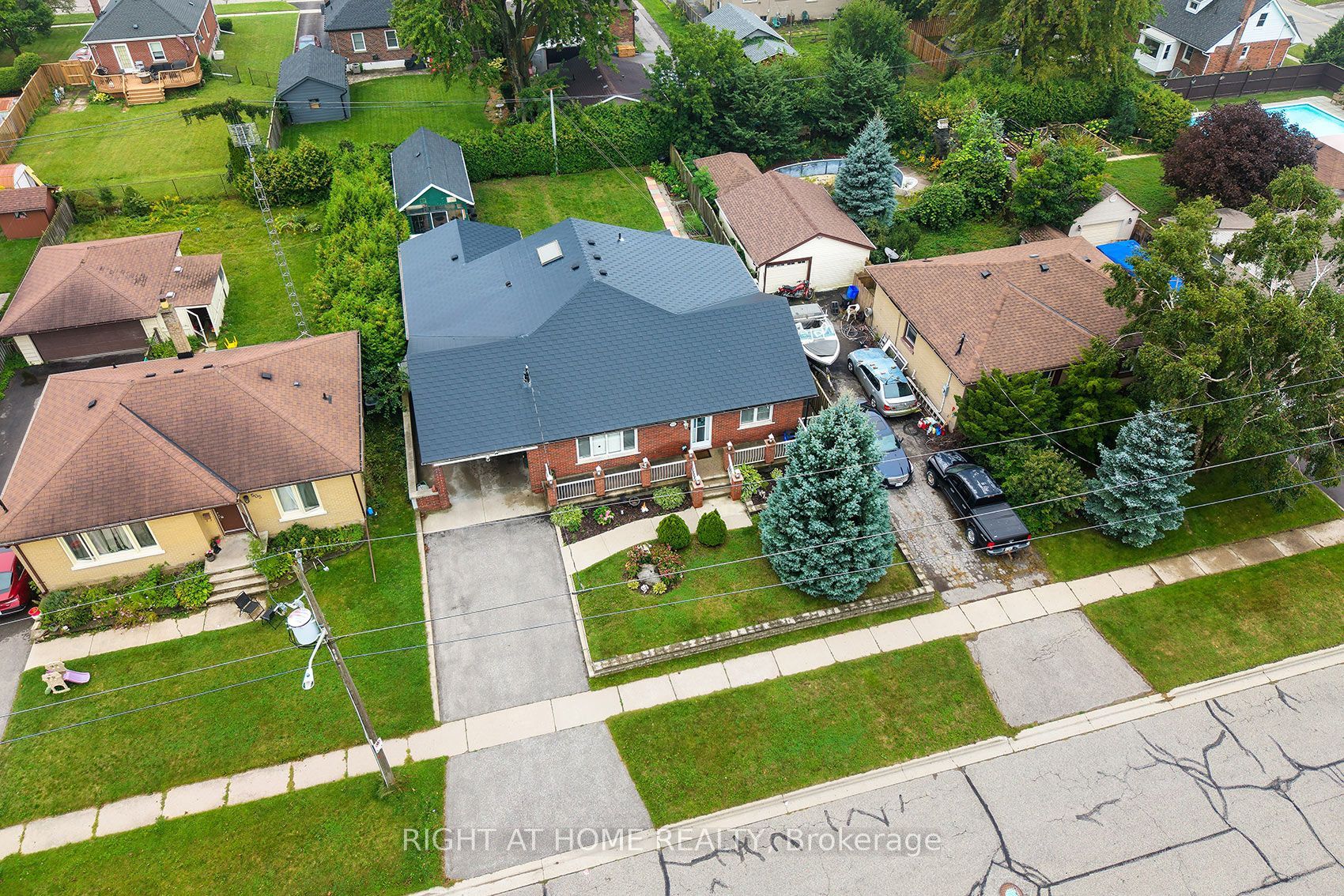 511 Woodcrest Avenue