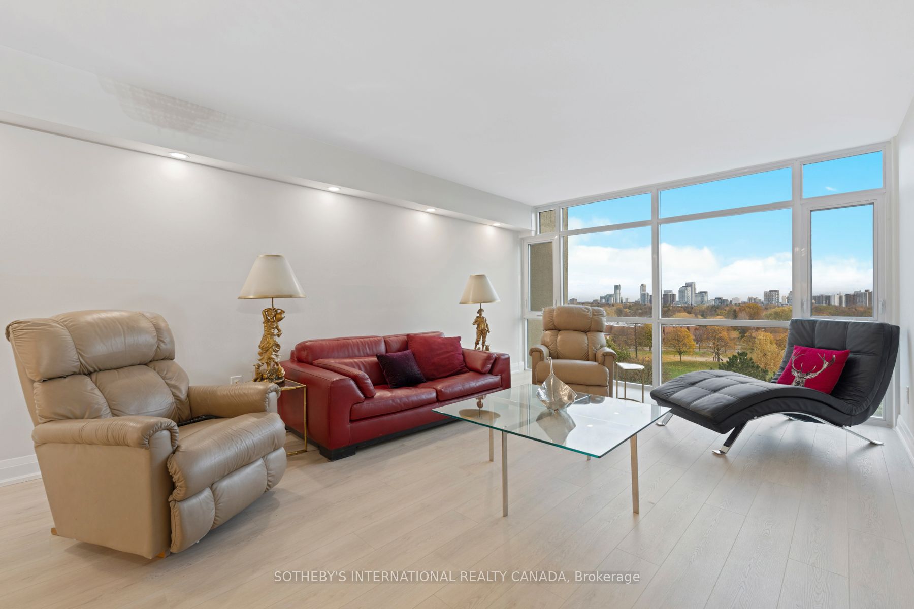 1555 Finch Avenue E 705