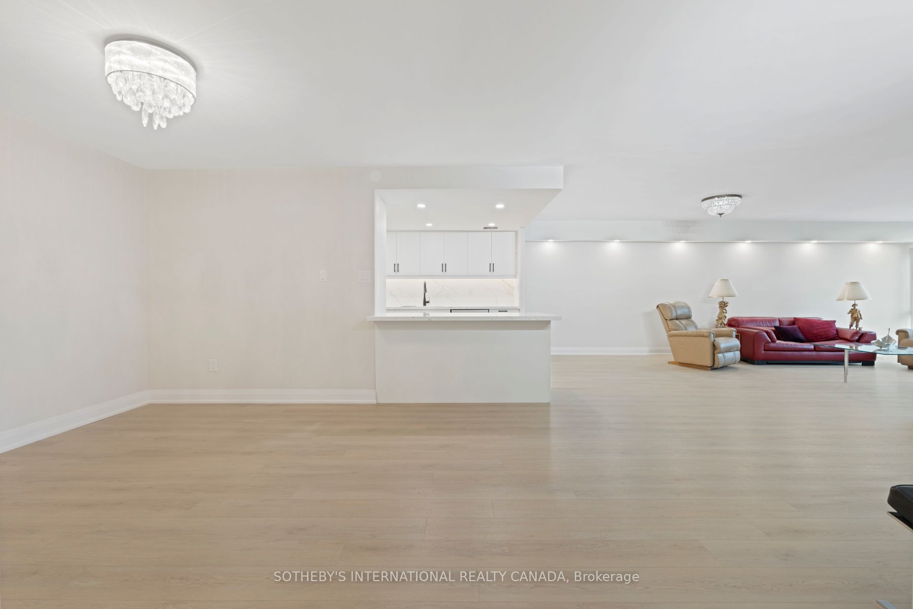 1555 Finch Avenue E 705