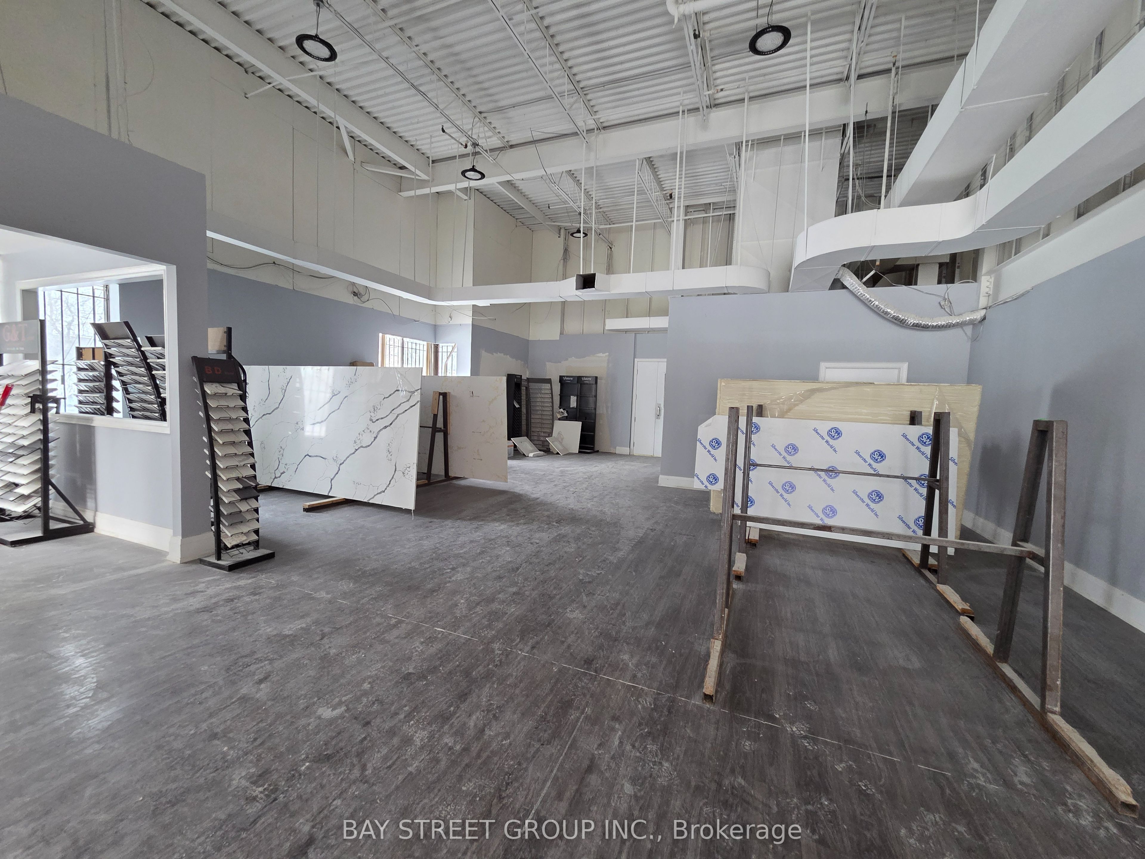 B- 16 East Wilmot Street