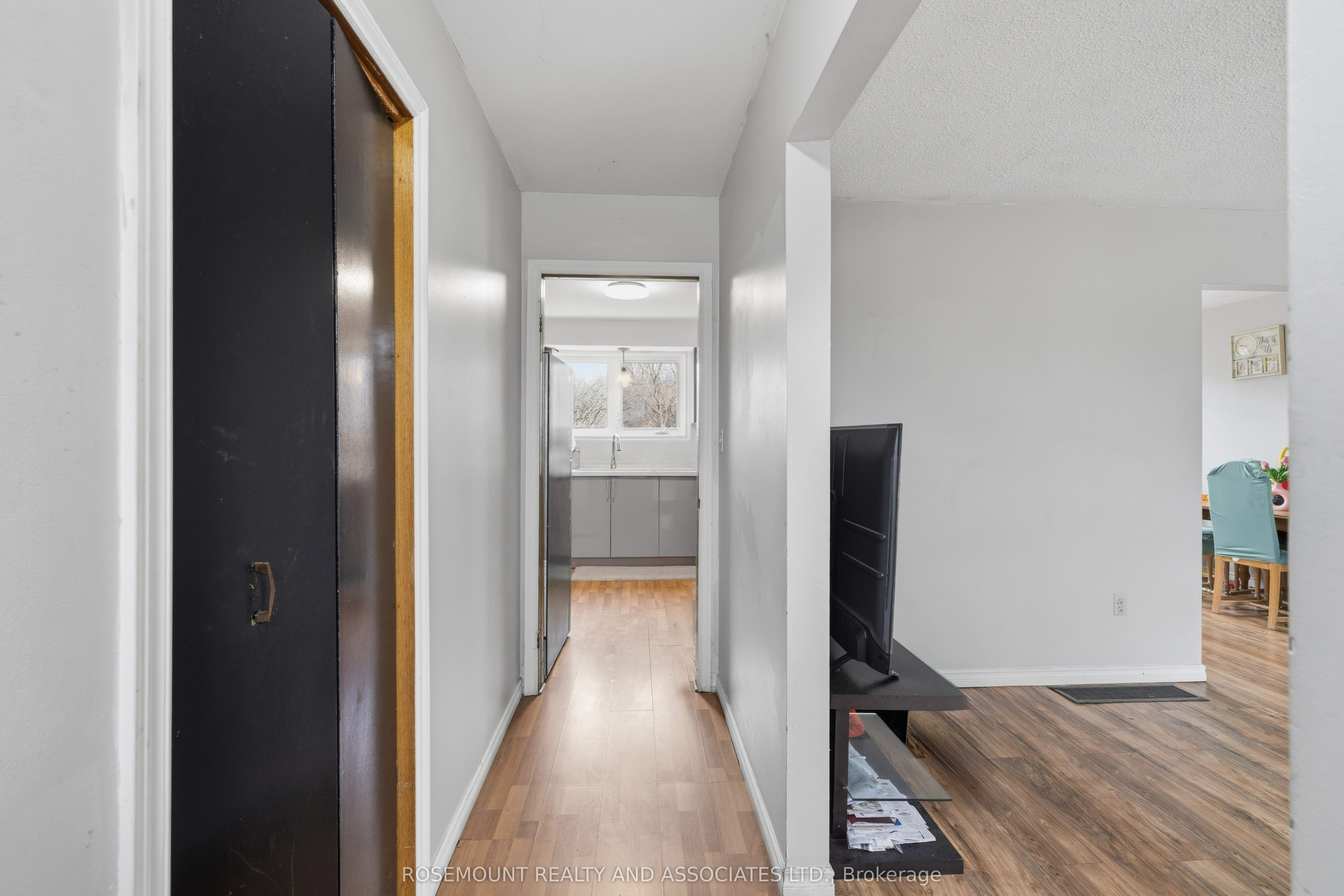 287 Sutherland Drive