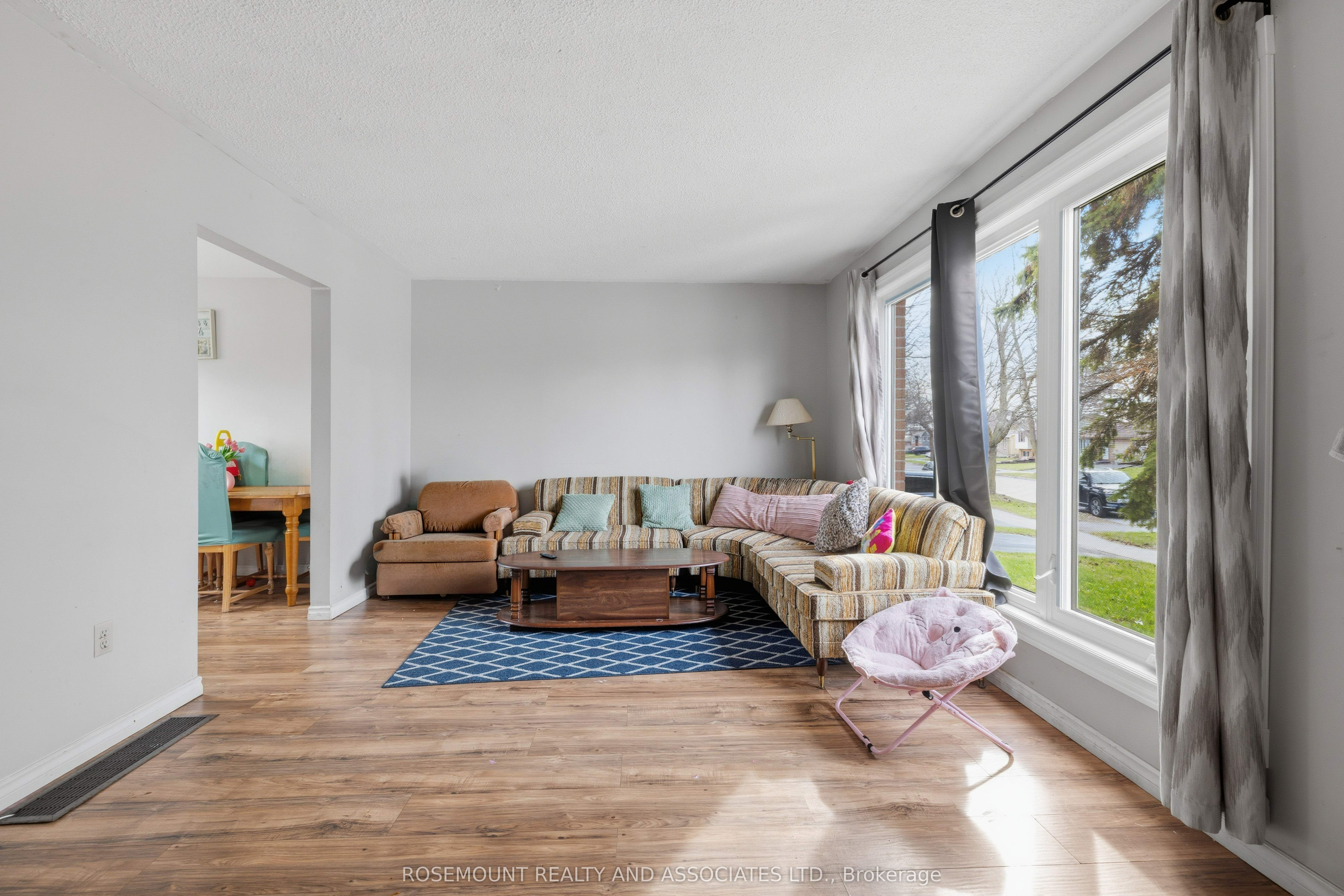 287 Sutherland Drive