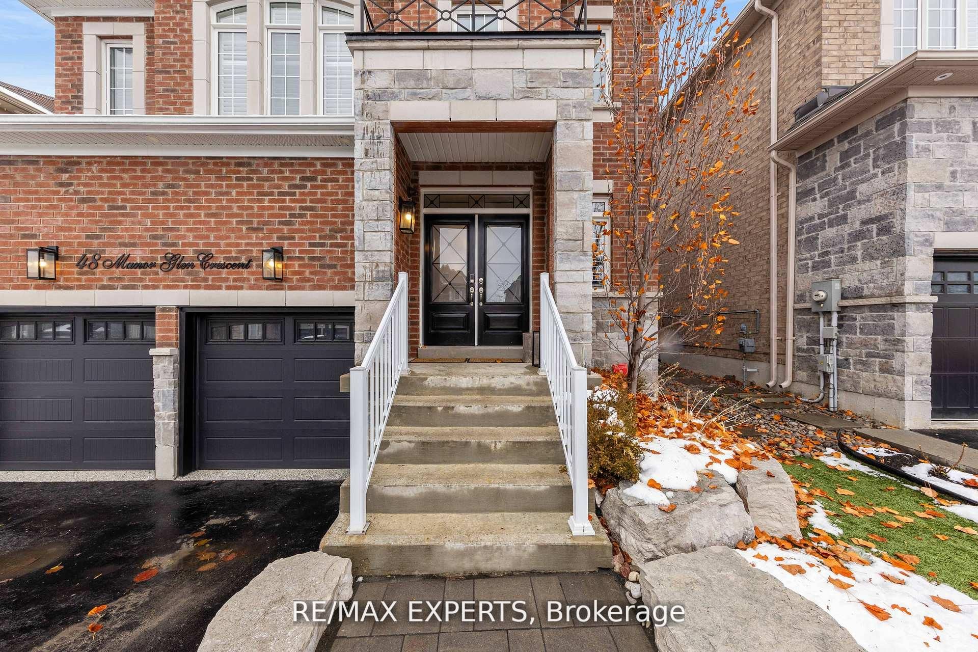 48 Manor Glen Crescent