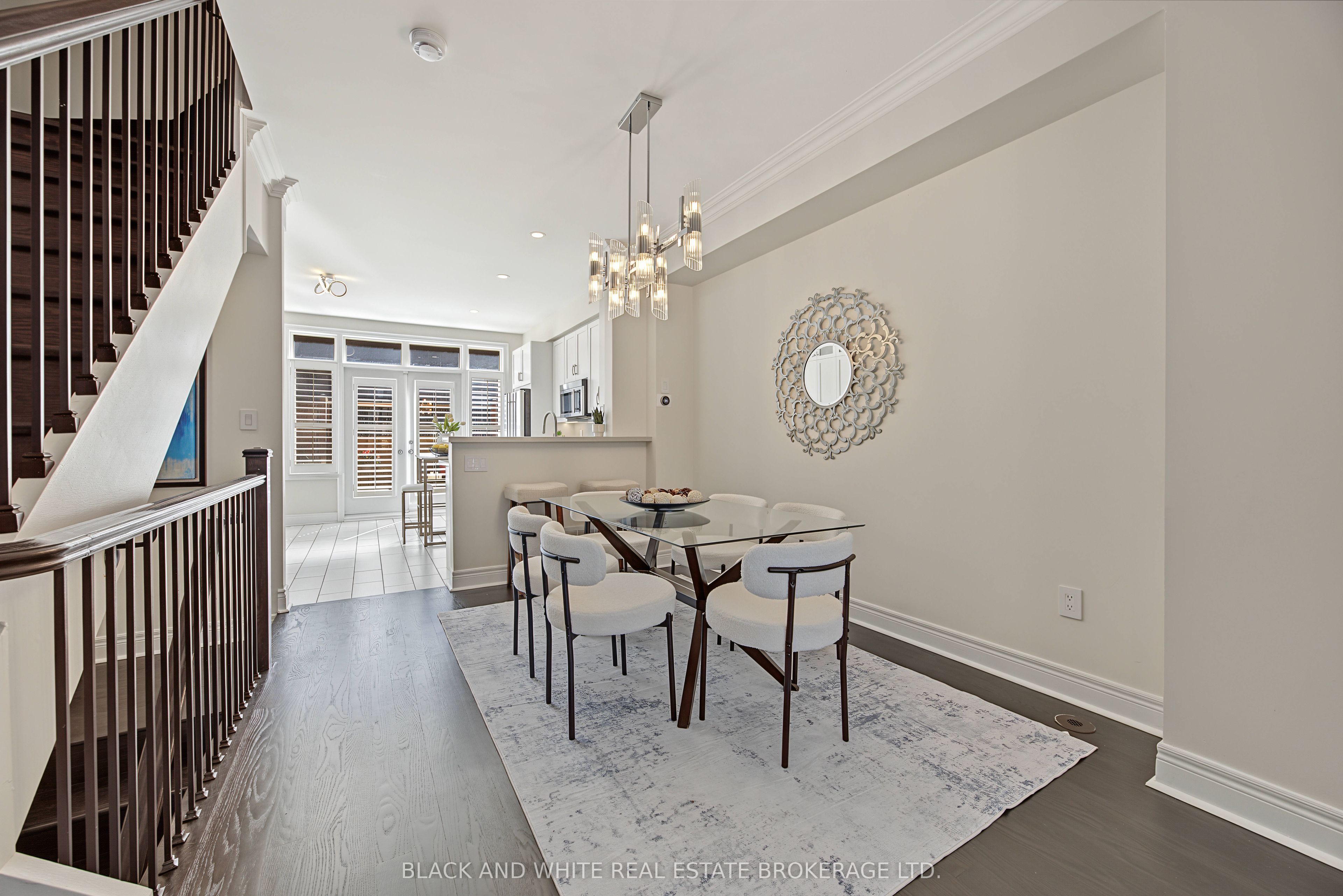 45 Lobo Mews