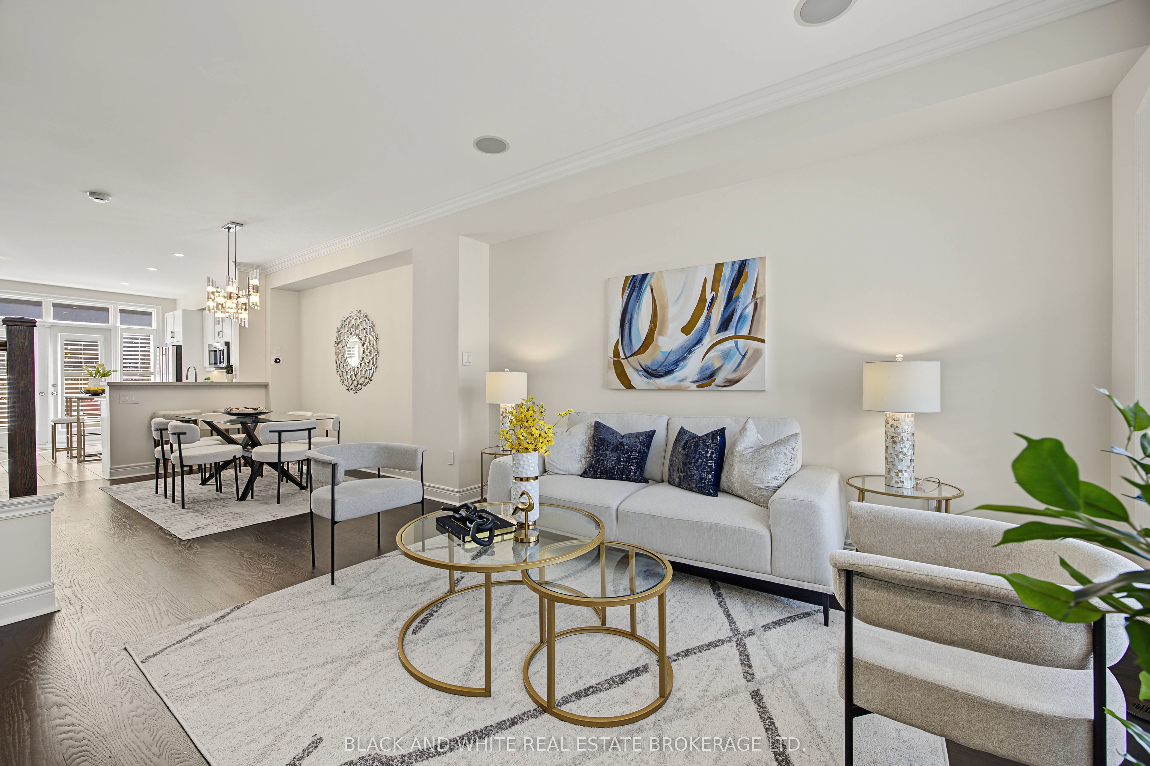 45 Lobo Mews