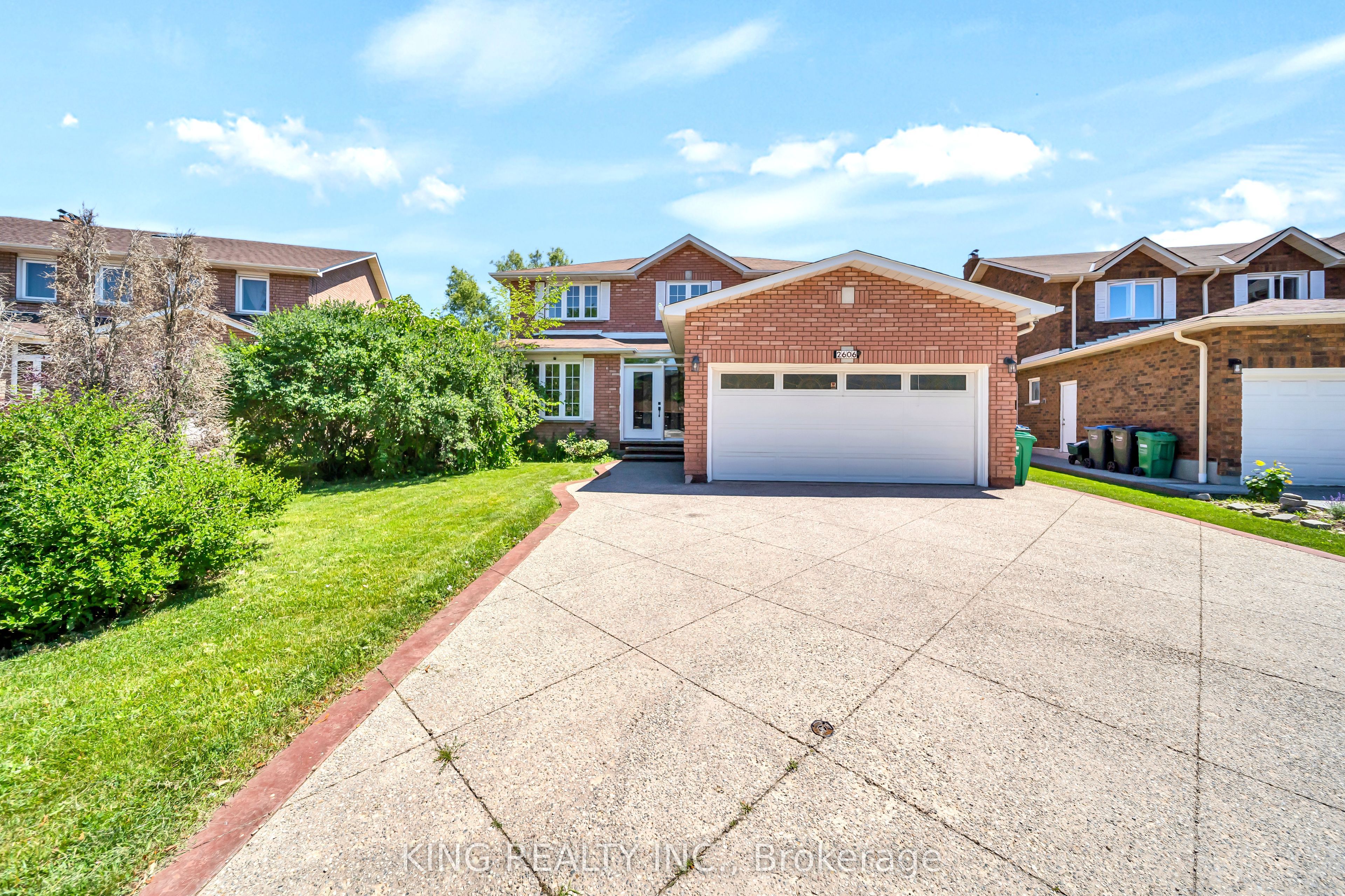 2606 Ambercroft Trail