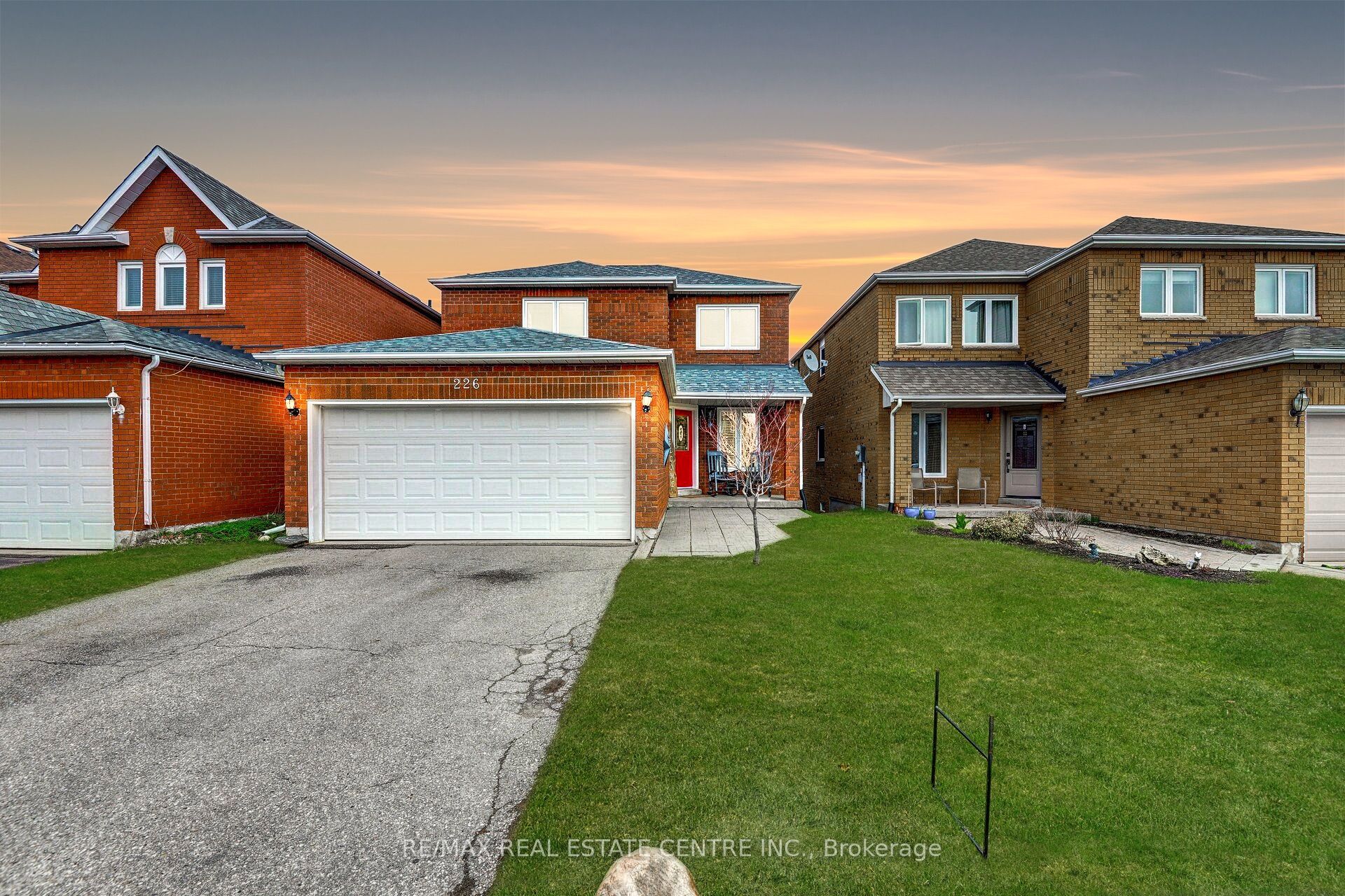 226 Howard Crescent