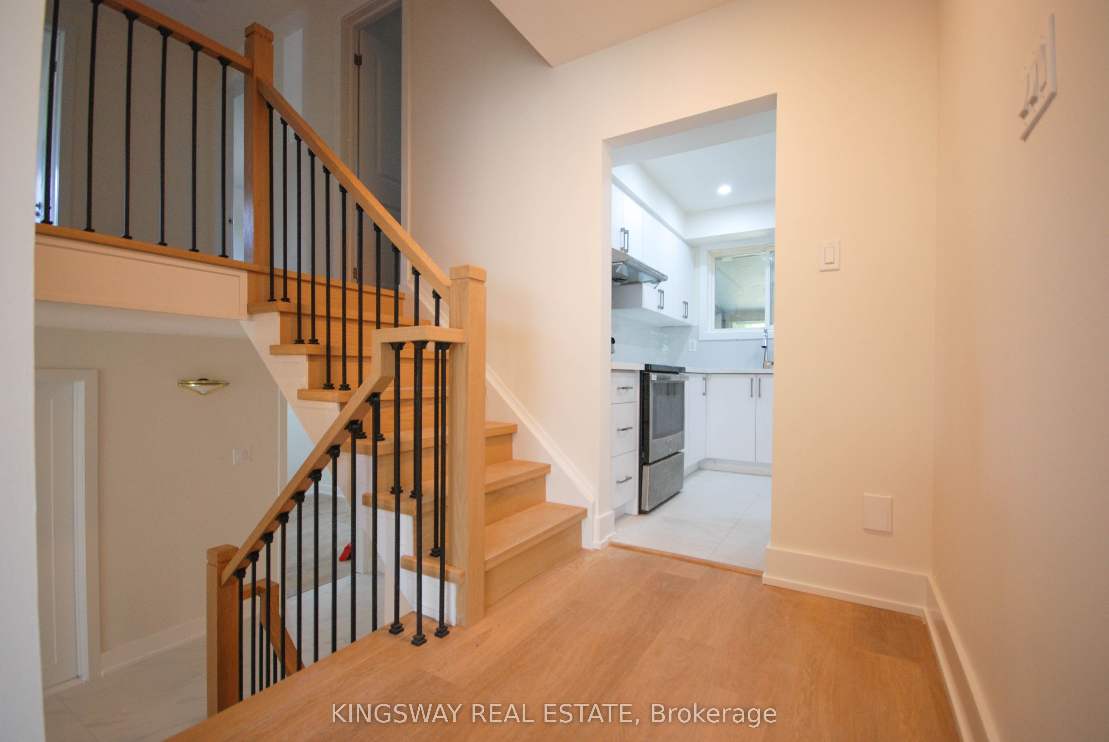 24 Archdekin Drive