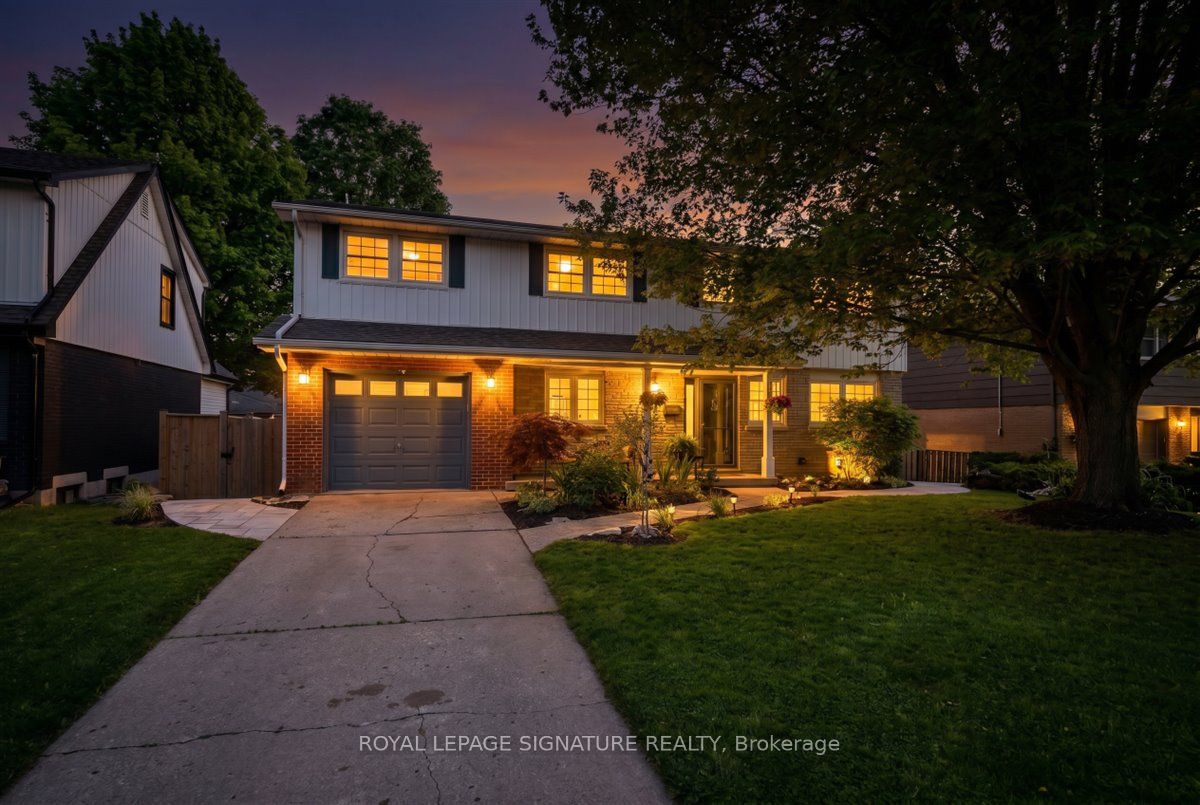 17 Highland Crescent