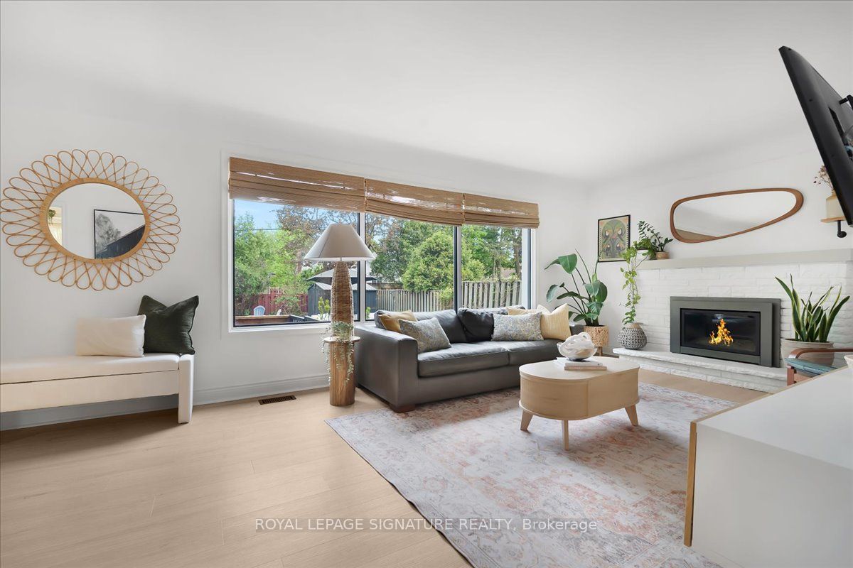 17 Highland Crescent