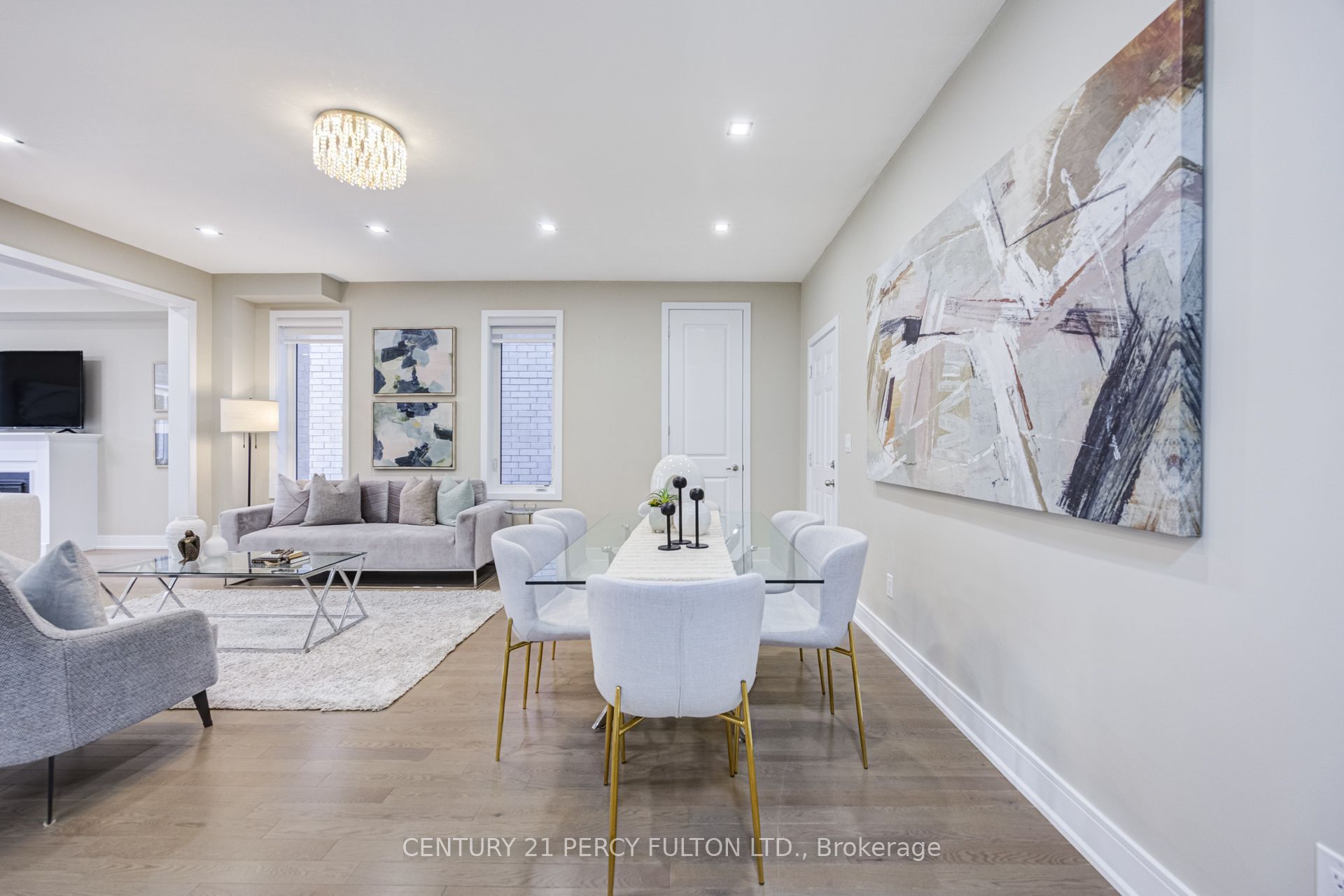 400 Finch Avenue 34