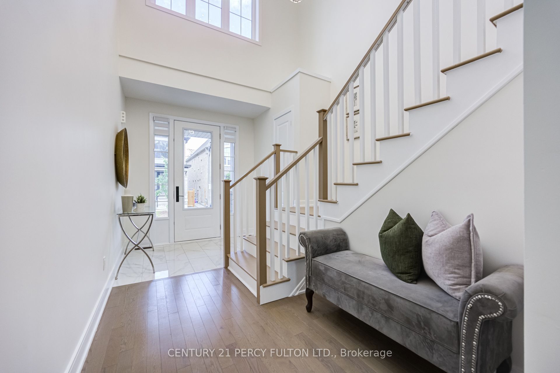 400 Finch Avenue 34