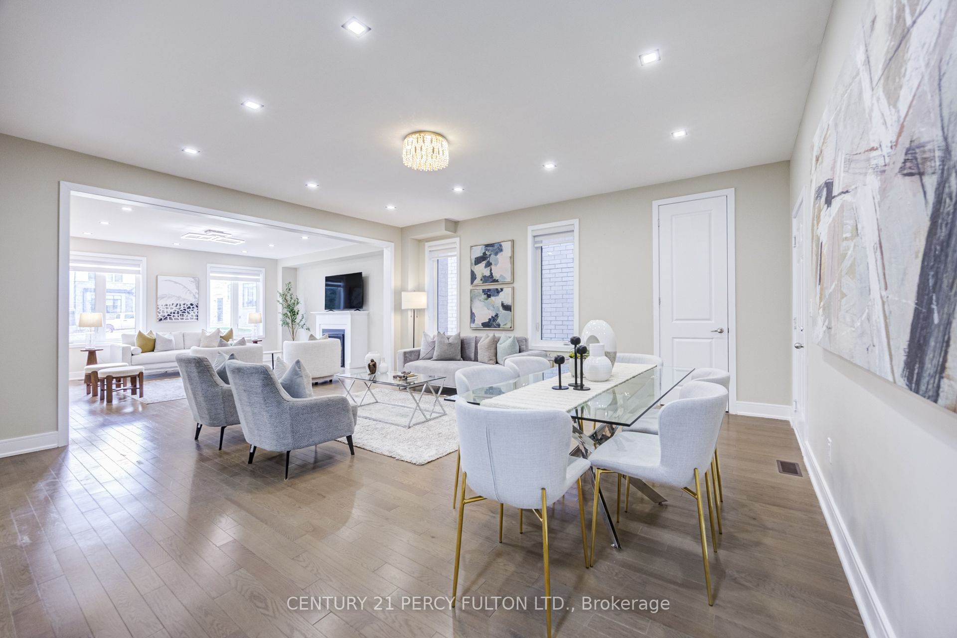400 Finch Avenue 34