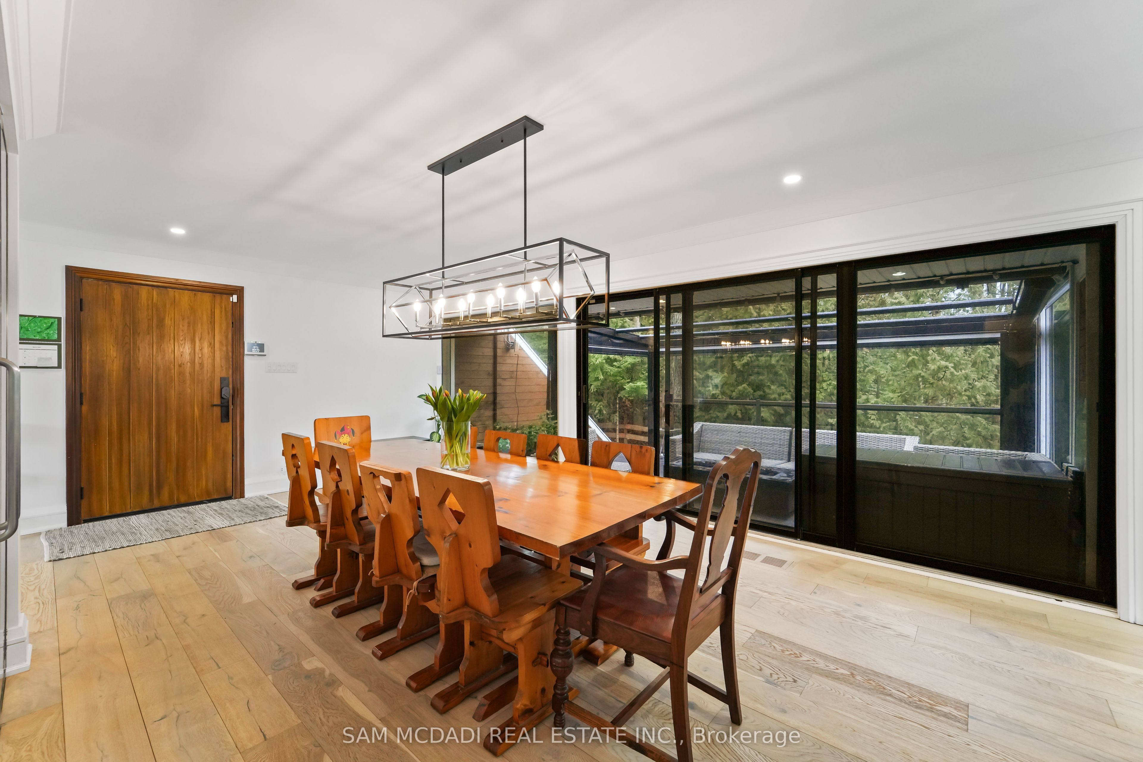 2814 Forks Of The Credit Road