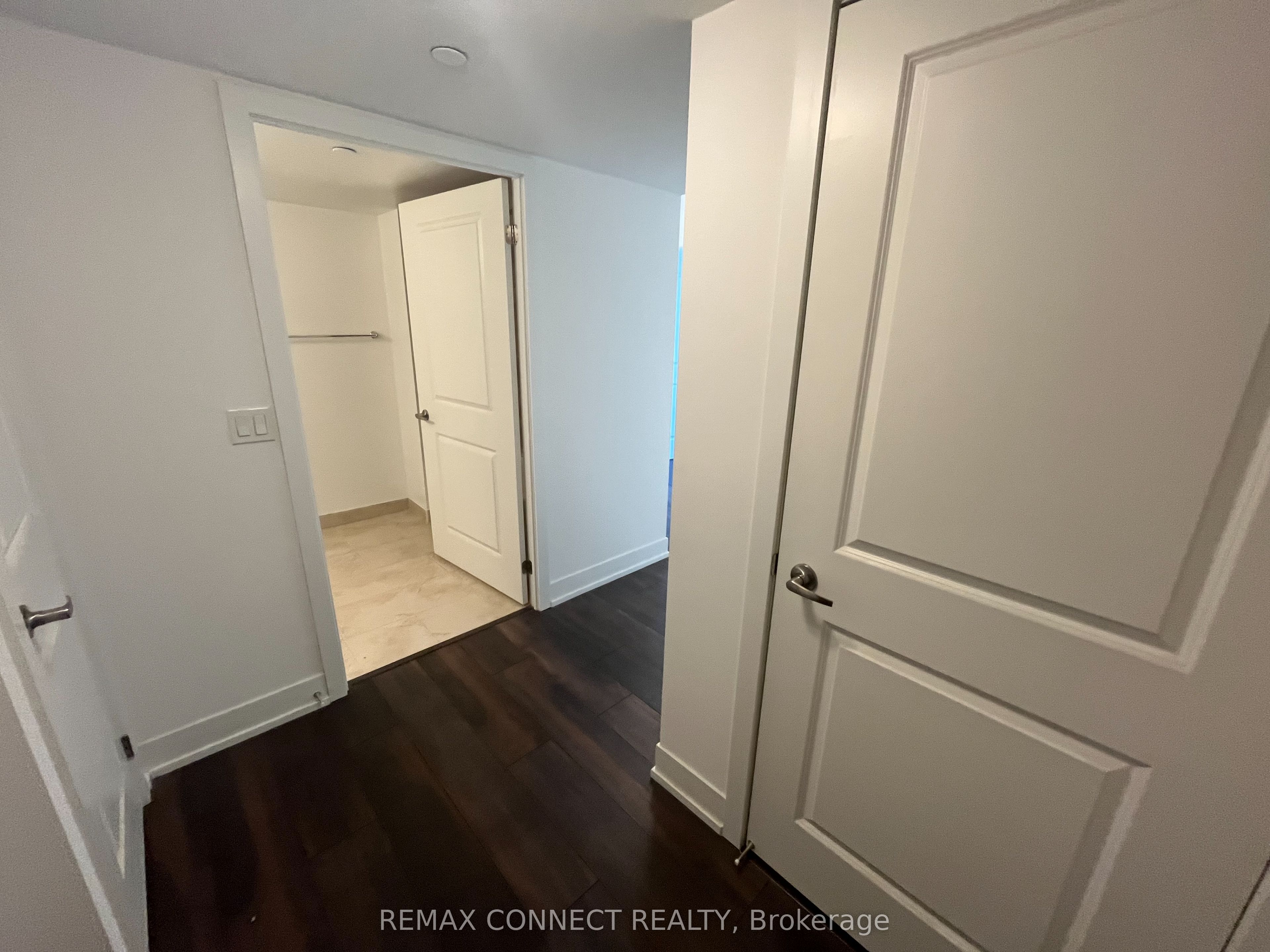 1255 Bayly Street 809