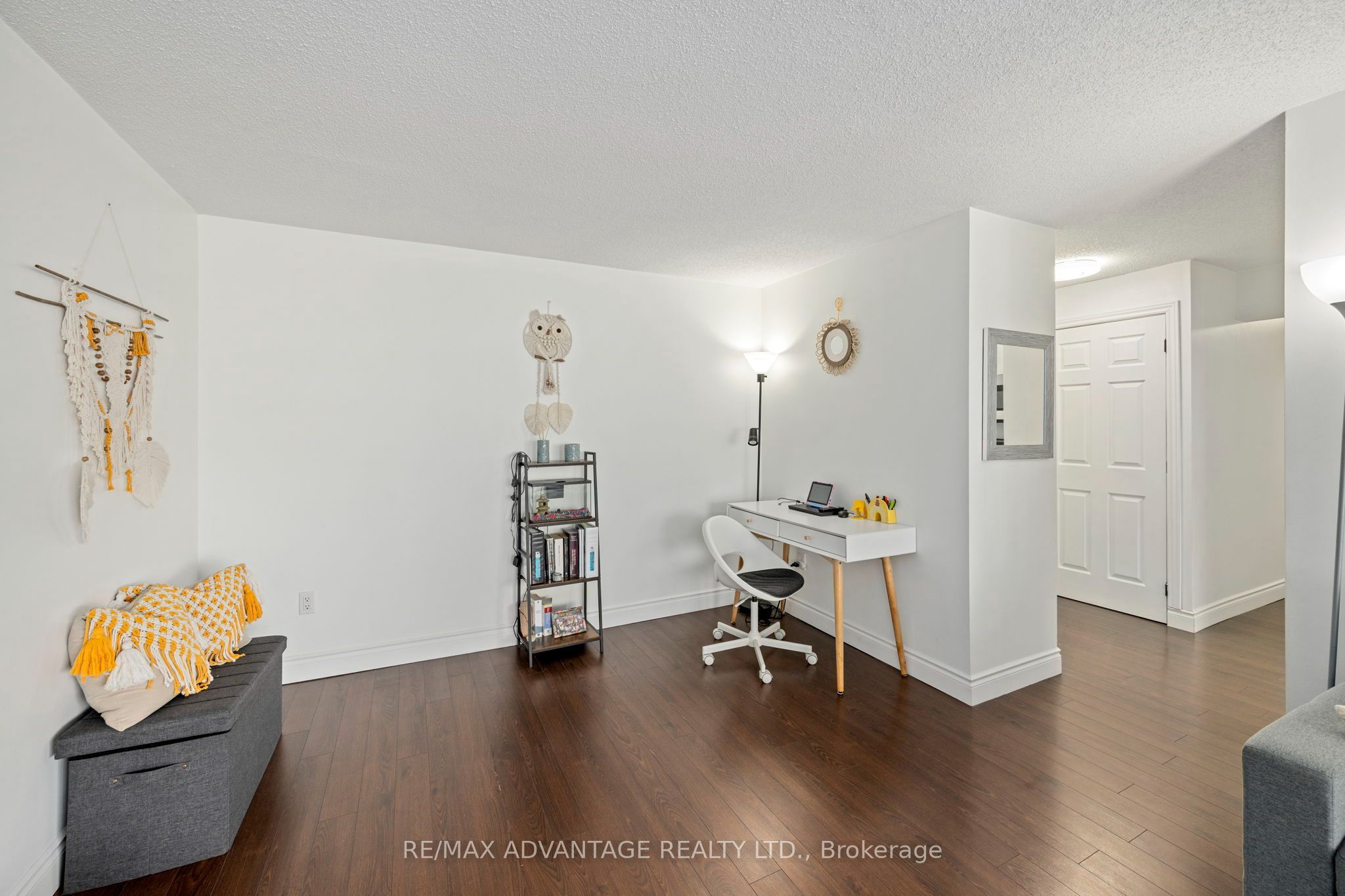 570 Proudfoot Lane 708