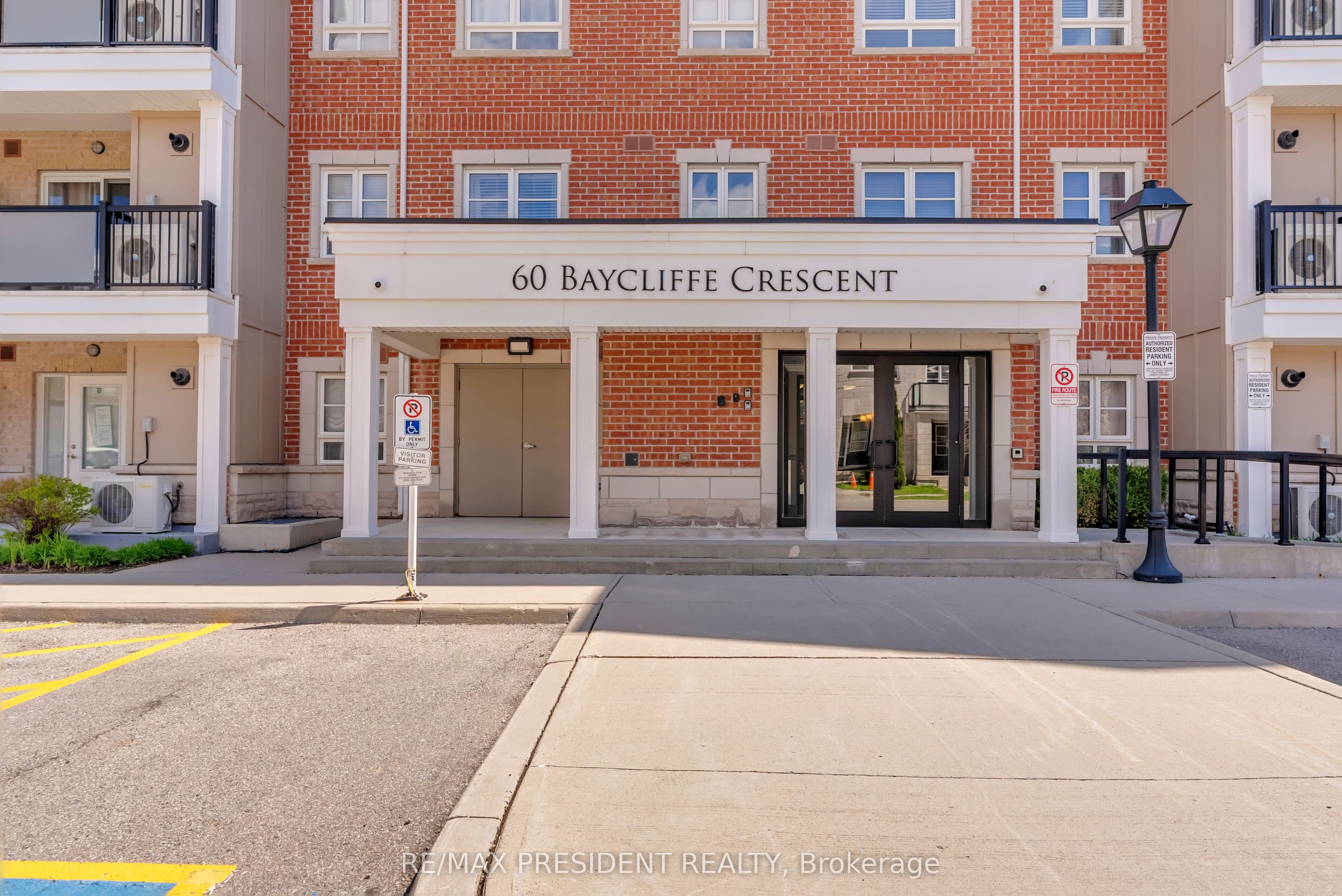 60 Baycliffe Crescent 204