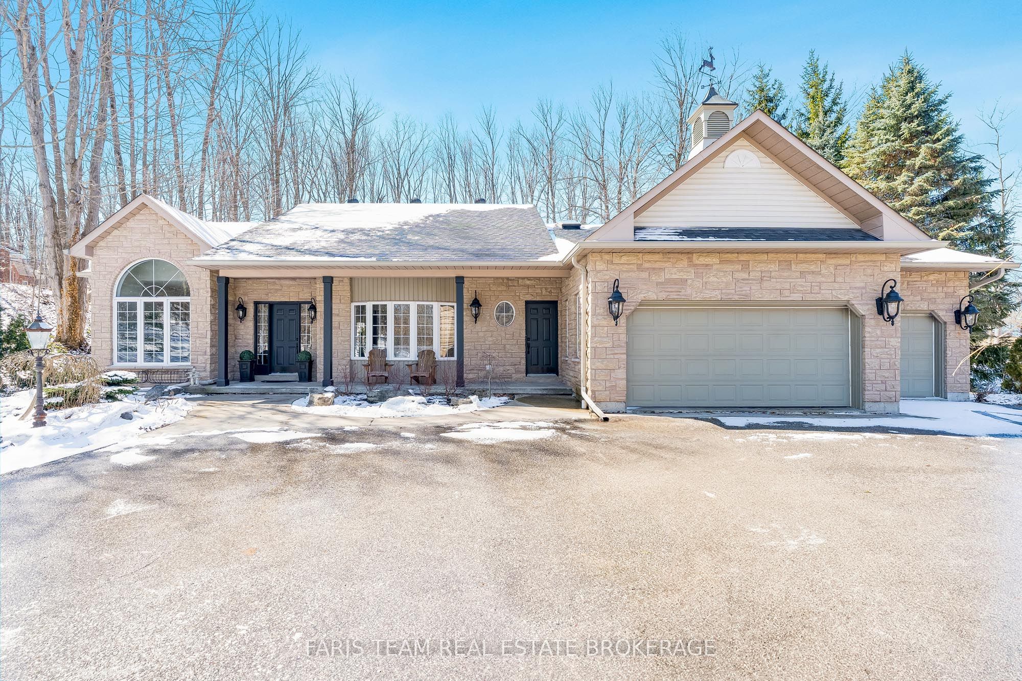 1986 Forest Valley Drive