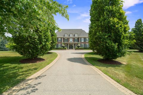 91 Fairfield Drive King ON L7B 1L9