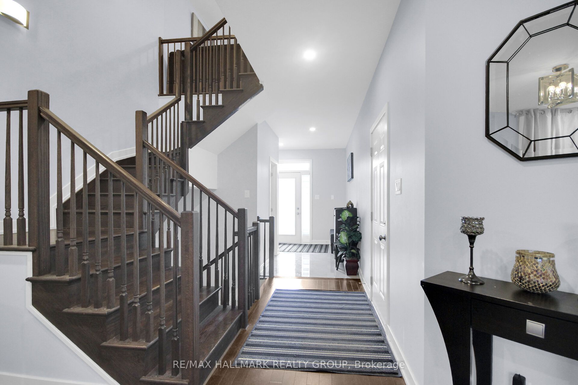 568 Bobolink Ridge