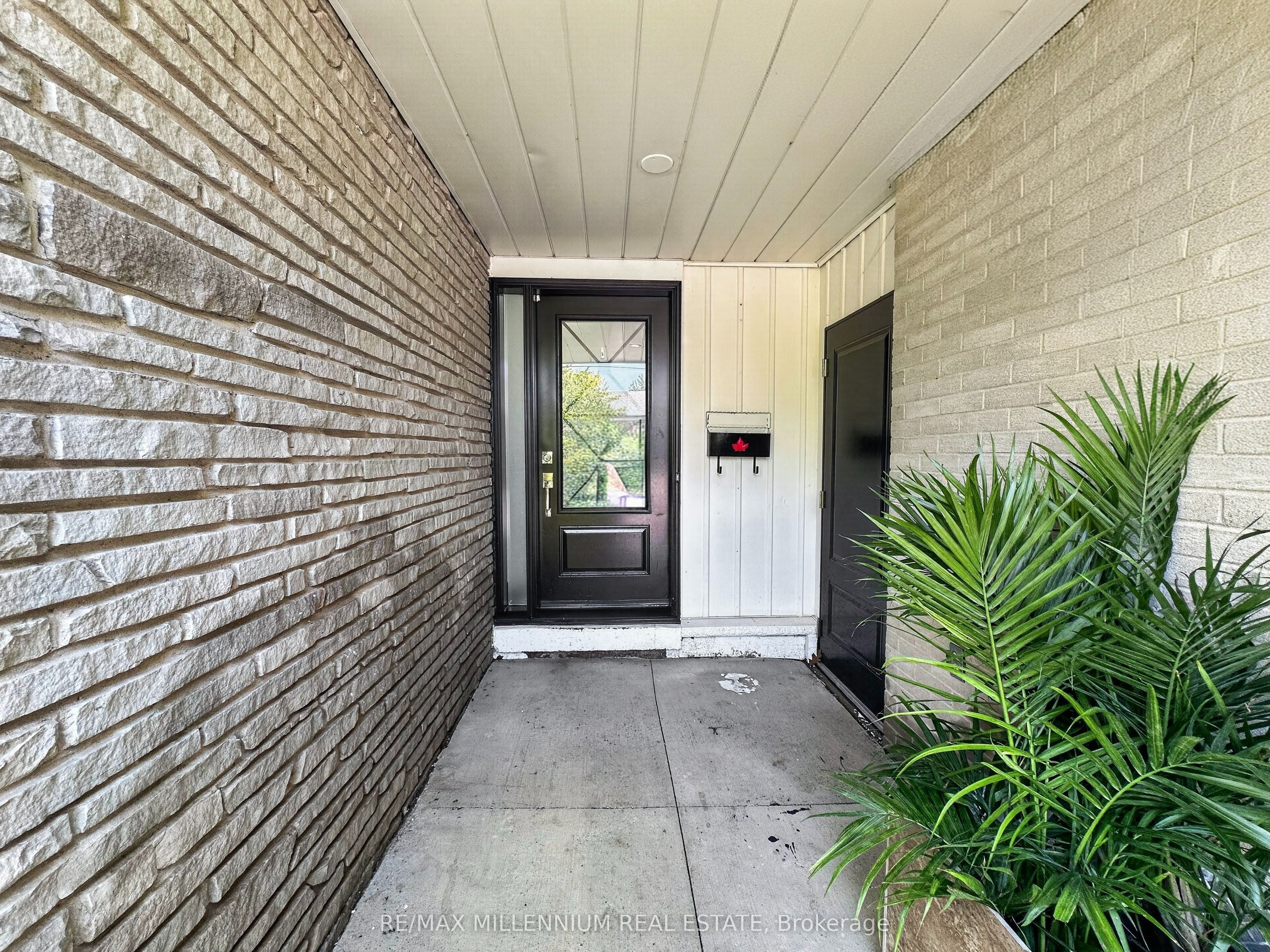 19 Cardwell Street