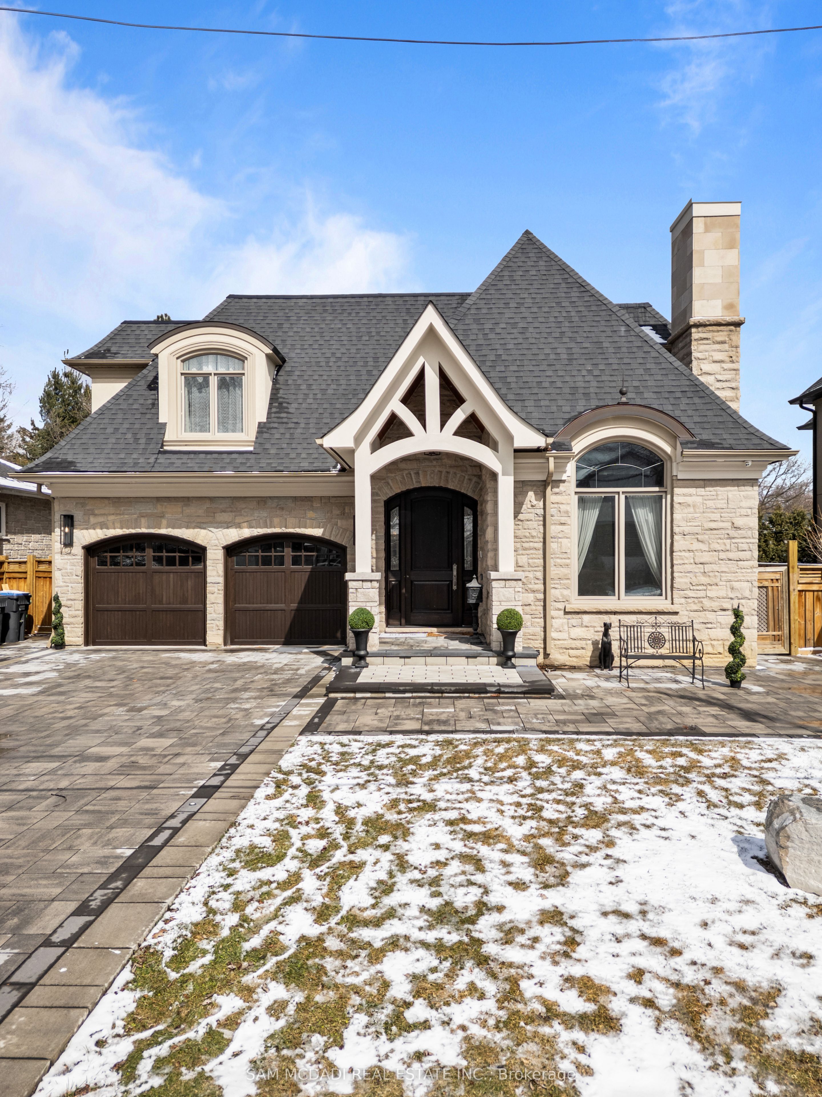 1285 Minnewaska Trail