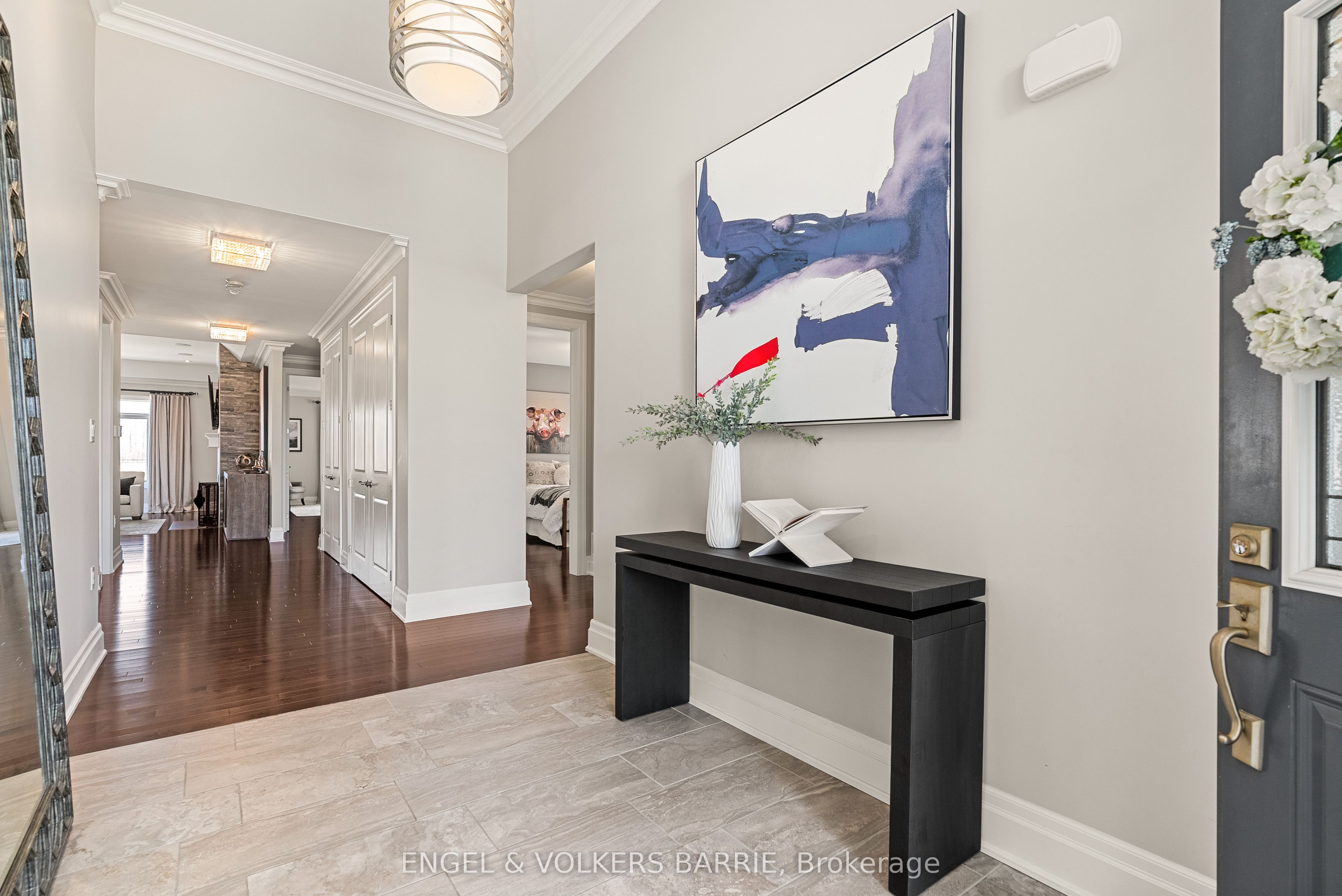 327 Sunnybrae Avenue