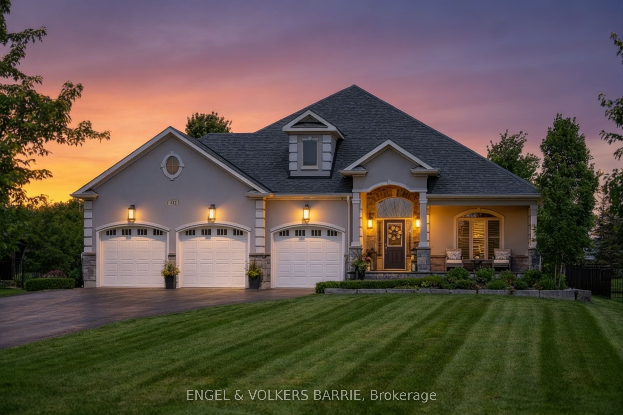 327 Sunnybrae Avenue