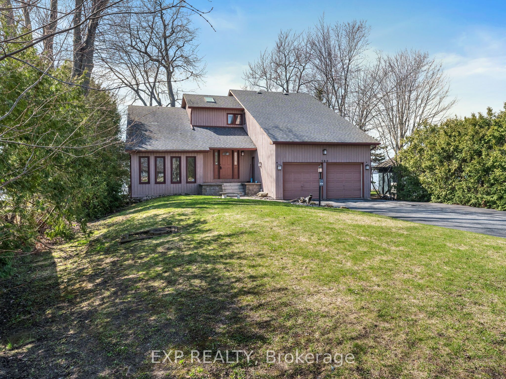 582 Duclos Point Road