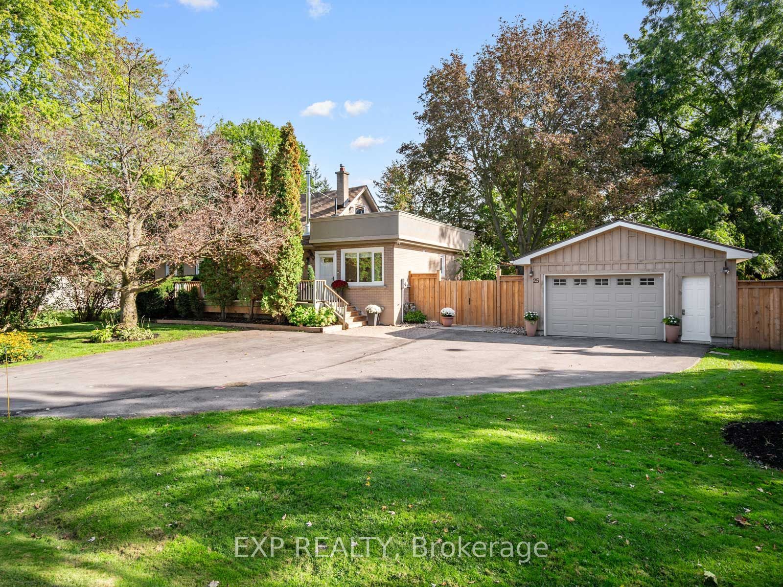 25 Morton Avenue