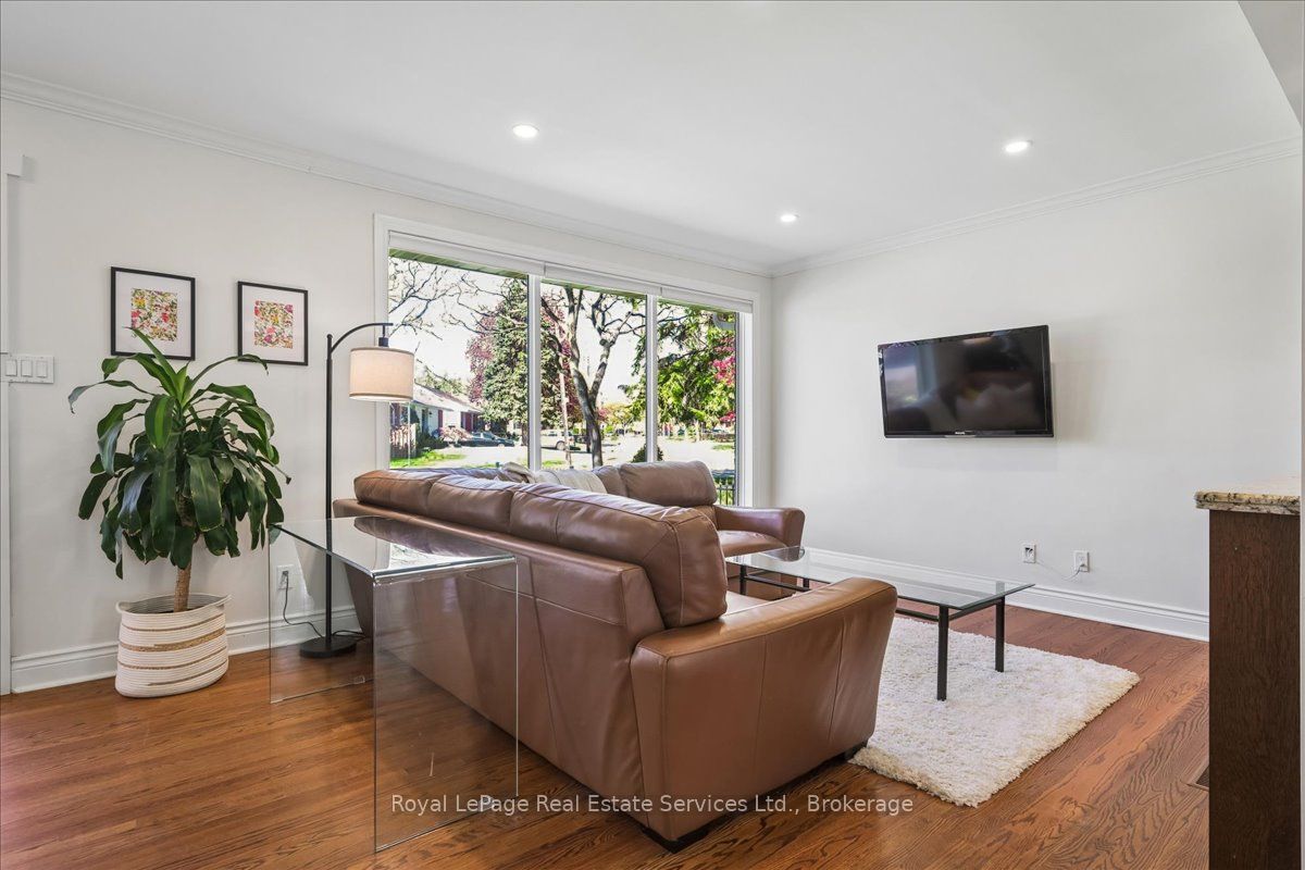 1463 Augustine Drive