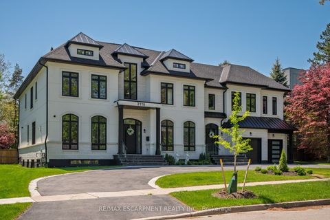 2110 Stonehouse Crescent Mississauga ON L5H 3J1