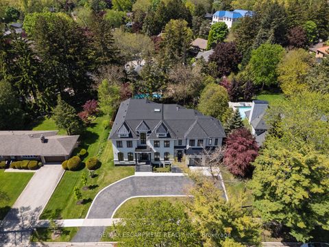 2110 Stonehouse Crescent Mississauga ON L5H 3J1