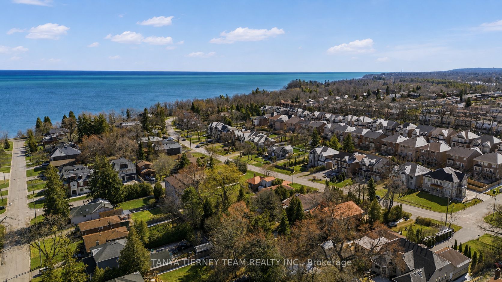 575 Park Crescent