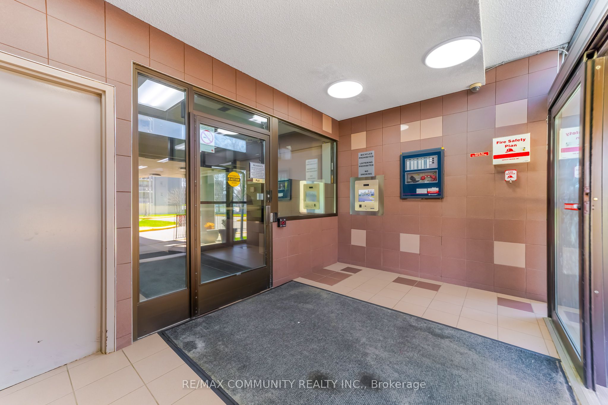3380 Eglinton Avenue E 511