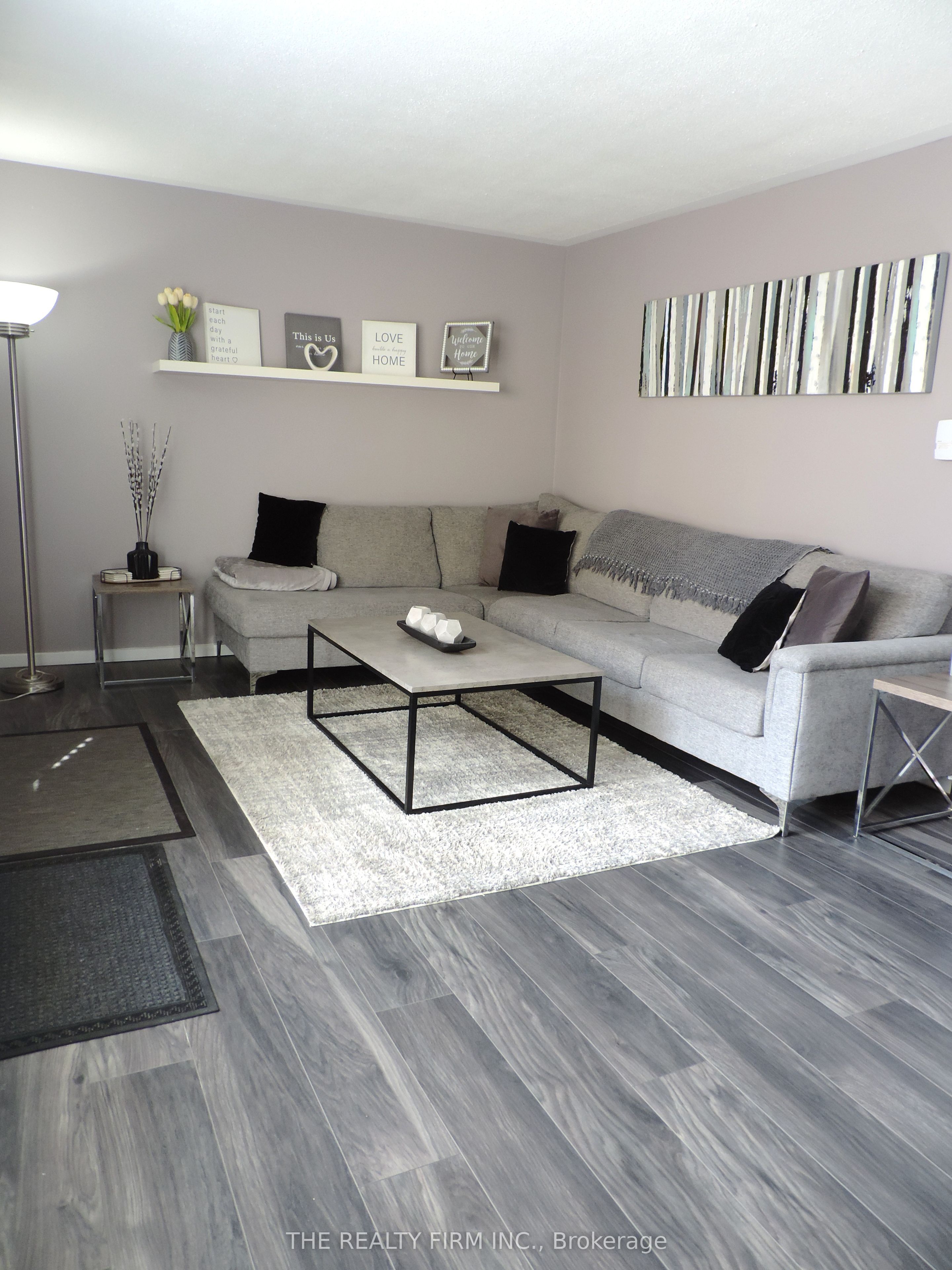 474 Southdale Road E 33