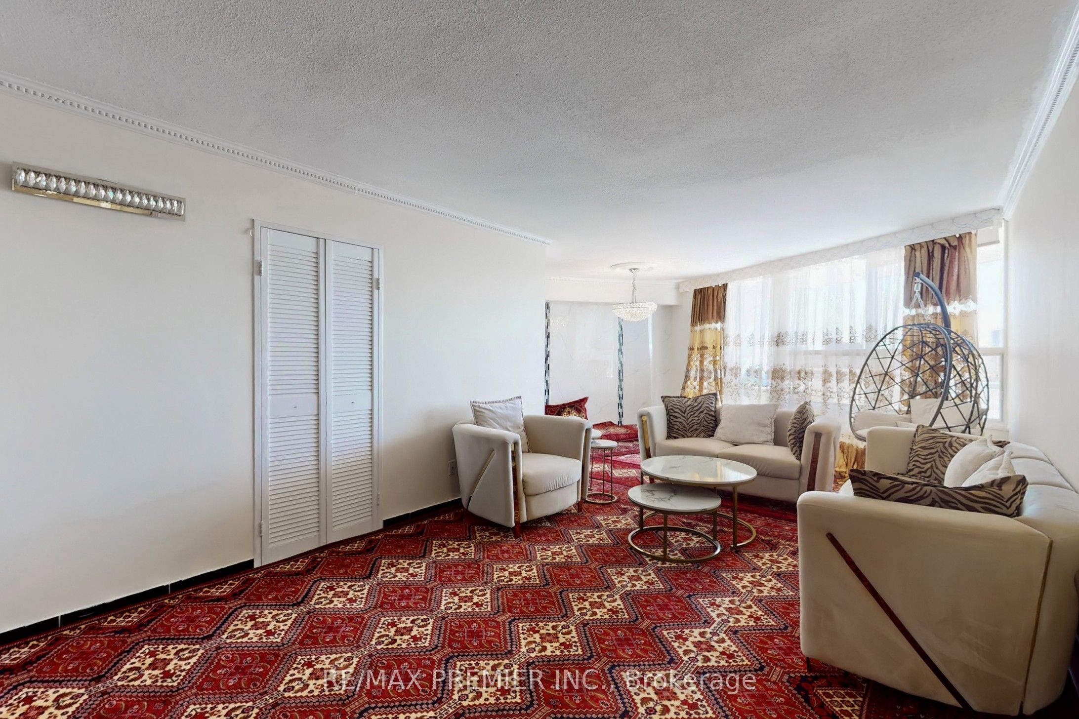 60 Pavane Linkway N/A 1206